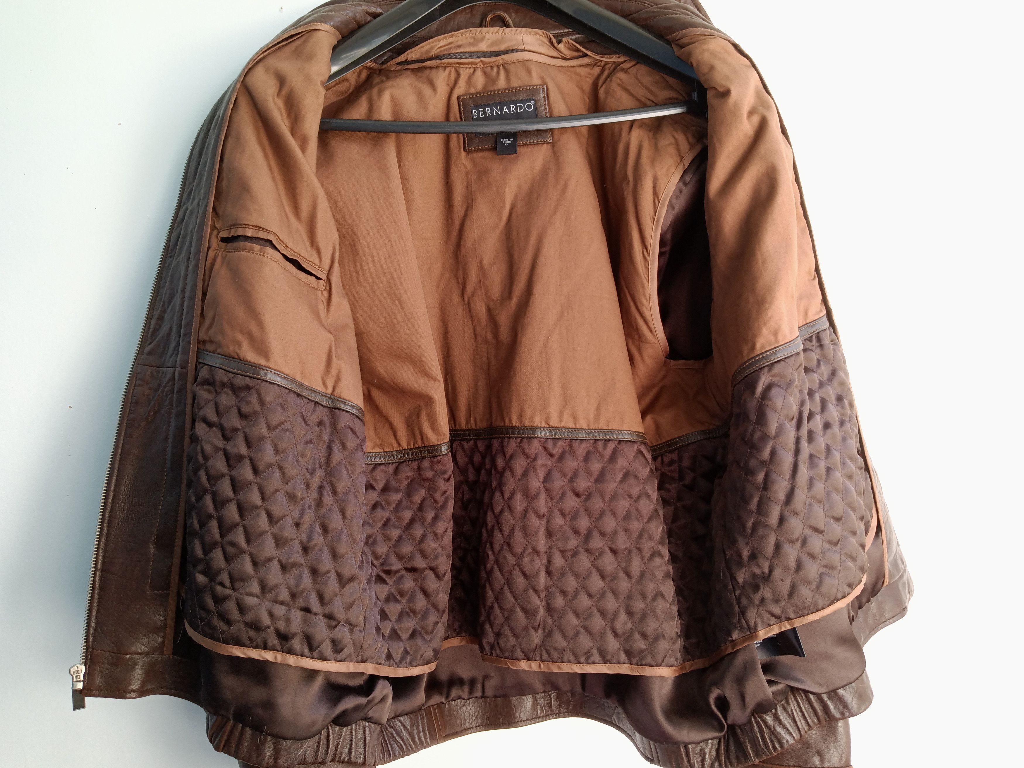 Vintage Vintage Bernardo Distressed Leather Bomber Jacket. Size US XL / EU 56 / 4 - 10 Thumbnail