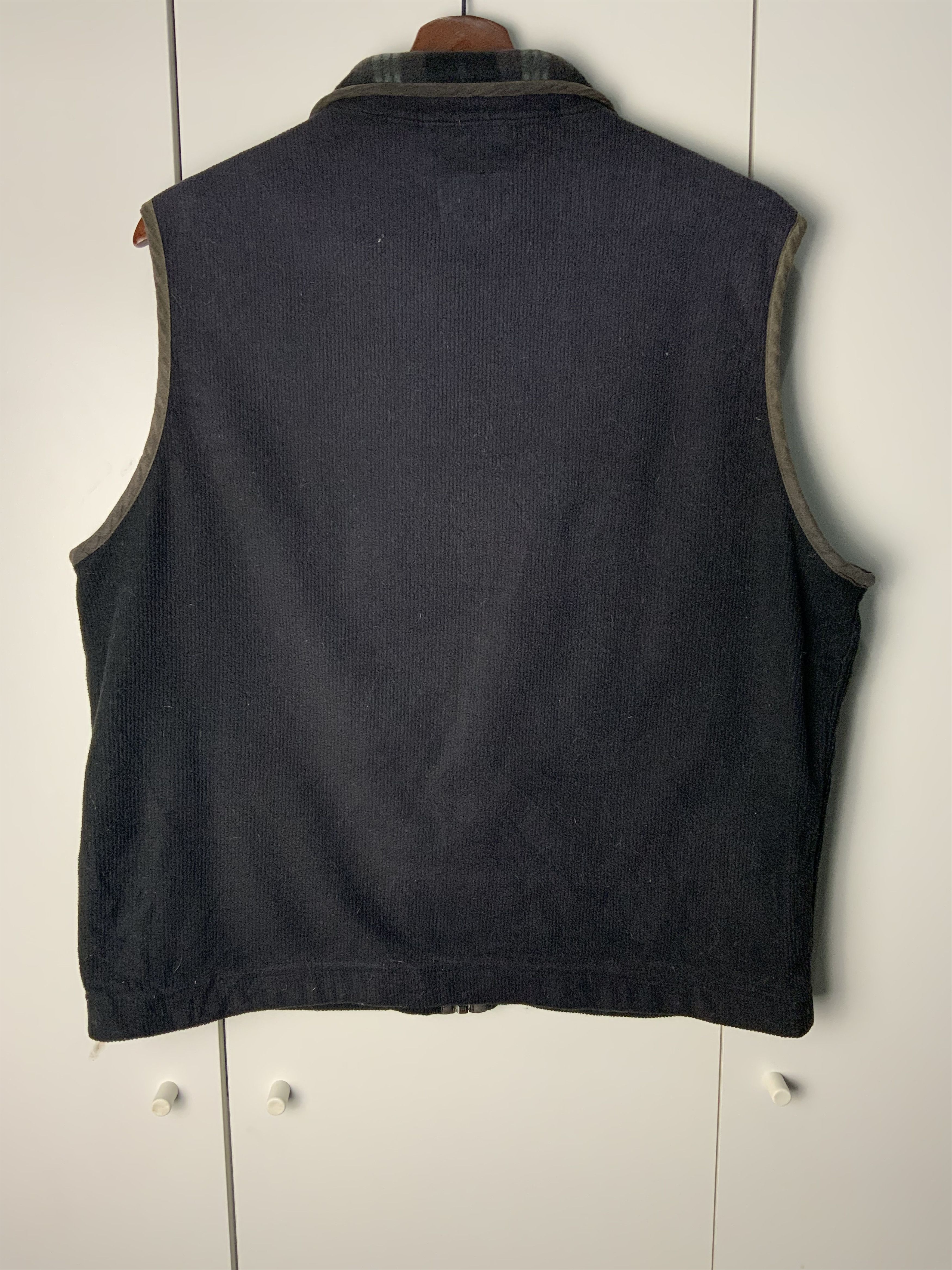 Japanese Brand First Down Hiking Sportswear Corduroi Vest Size US L / EU 52-54 / 3 - 2 Thumbnail