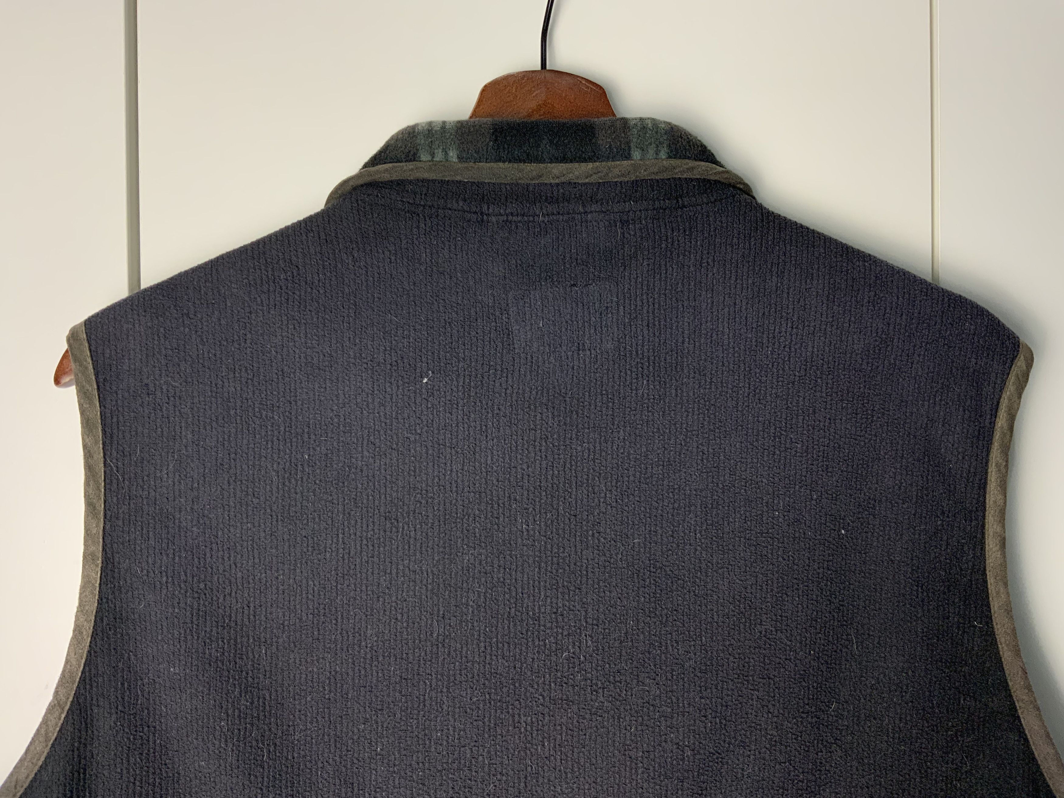 Japanese Brand First Down Hiking Sportswear Corduroi Vest Size US L / EU 52-54 / 3 - 6 Thumbnail