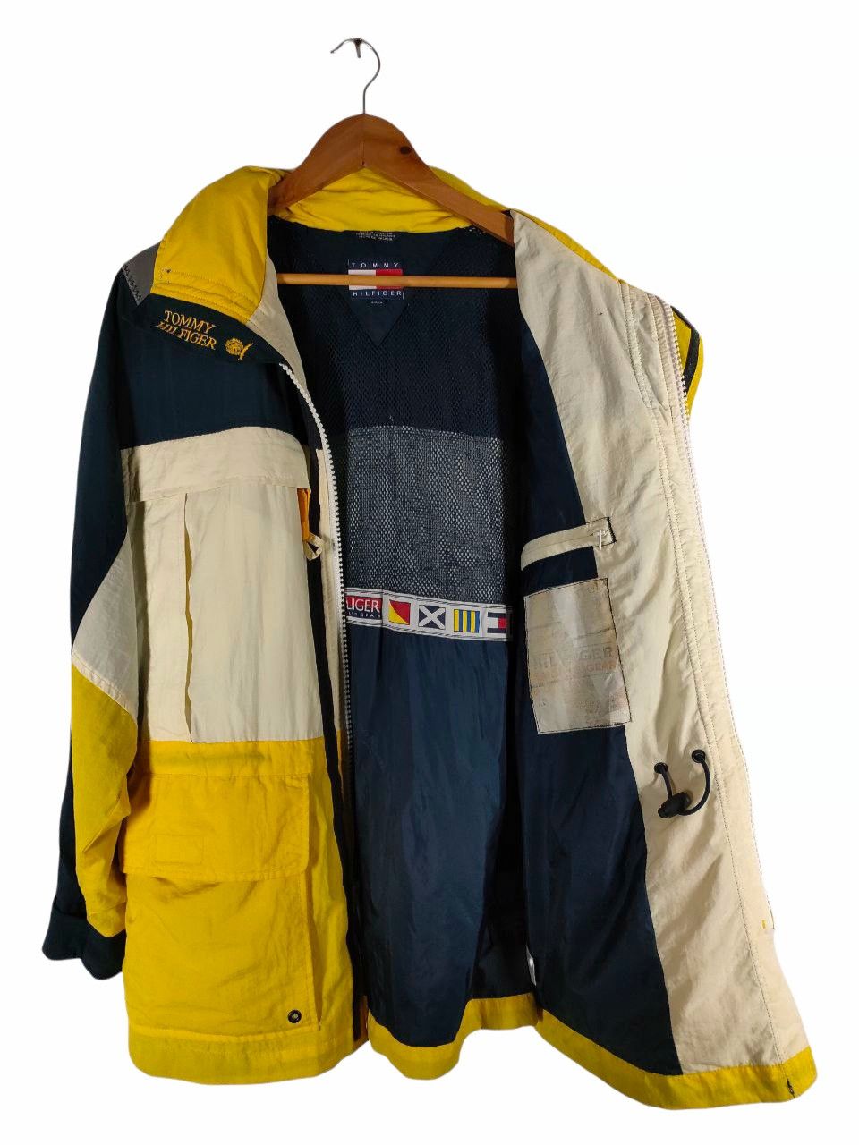 Tommy Hilfiger × Vintage Tommy Hilfiger Sailing Gear Jacket Vintage Size US L / EU 52-54 / 3 - 7 Thumbnail
