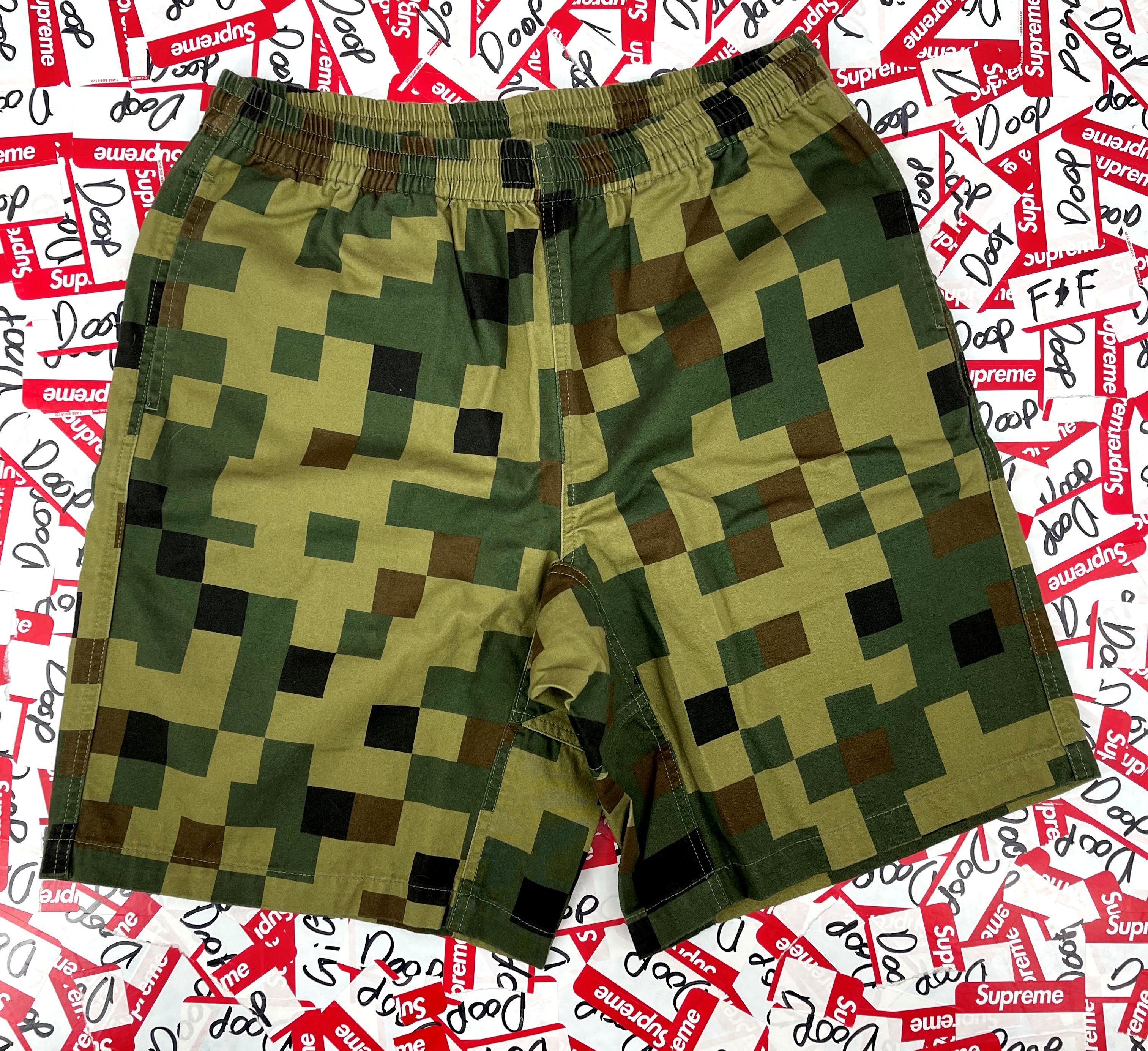 Supreme Military outlets Twill Short Olive Digi Camo M