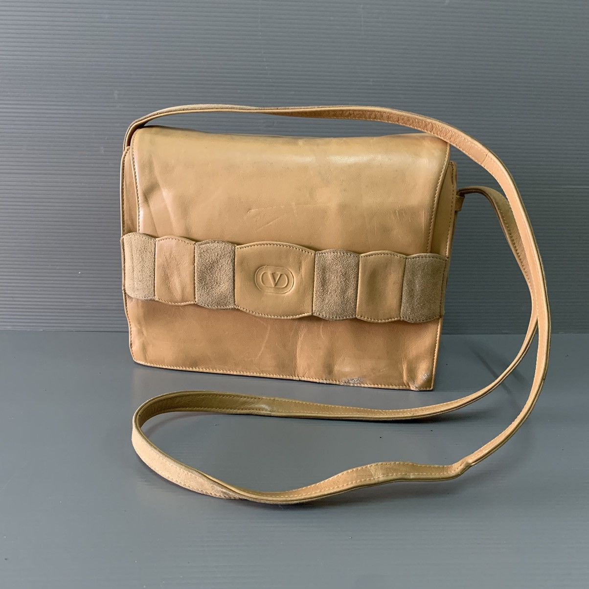 Valentino Valentino Garavani Leather Slingbag Size ONE SIZE - 2 Thumbnail