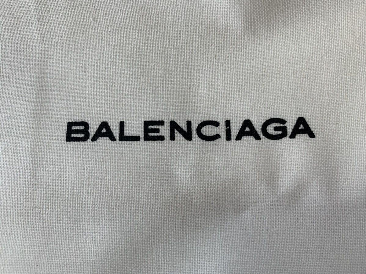 Balenciaga BALENCIAGA METALLIC SILVER SNEAKERS Size US 6 / EU 39 - 15 Thumbnail