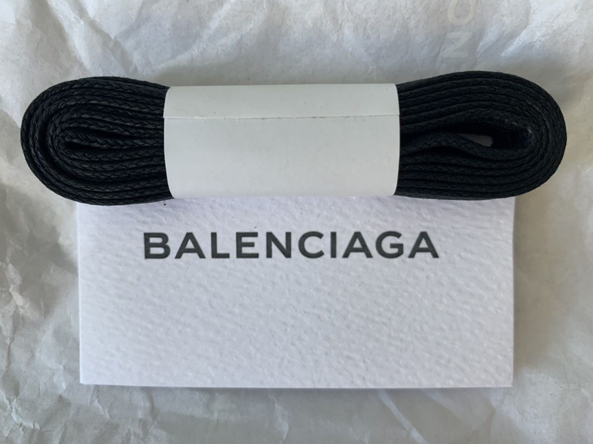 Balenciaga BALENCIAGA METALLIC SILVER SNEAKERS Size US 6 / EU 39 - 12 Thumbnail