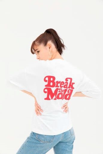 Girls Don't Cry Uniqlo X Verdy “Break The Mold” Tees Size US XL / EU 56 / 4 - 6 Thumbnail