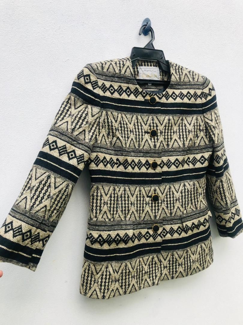 Japanese Brand Vintage Japanese Designer Women Fashion Style Sweater Jaket Size M / US 6-8 / IT 42-44 - 4 Thumbnail