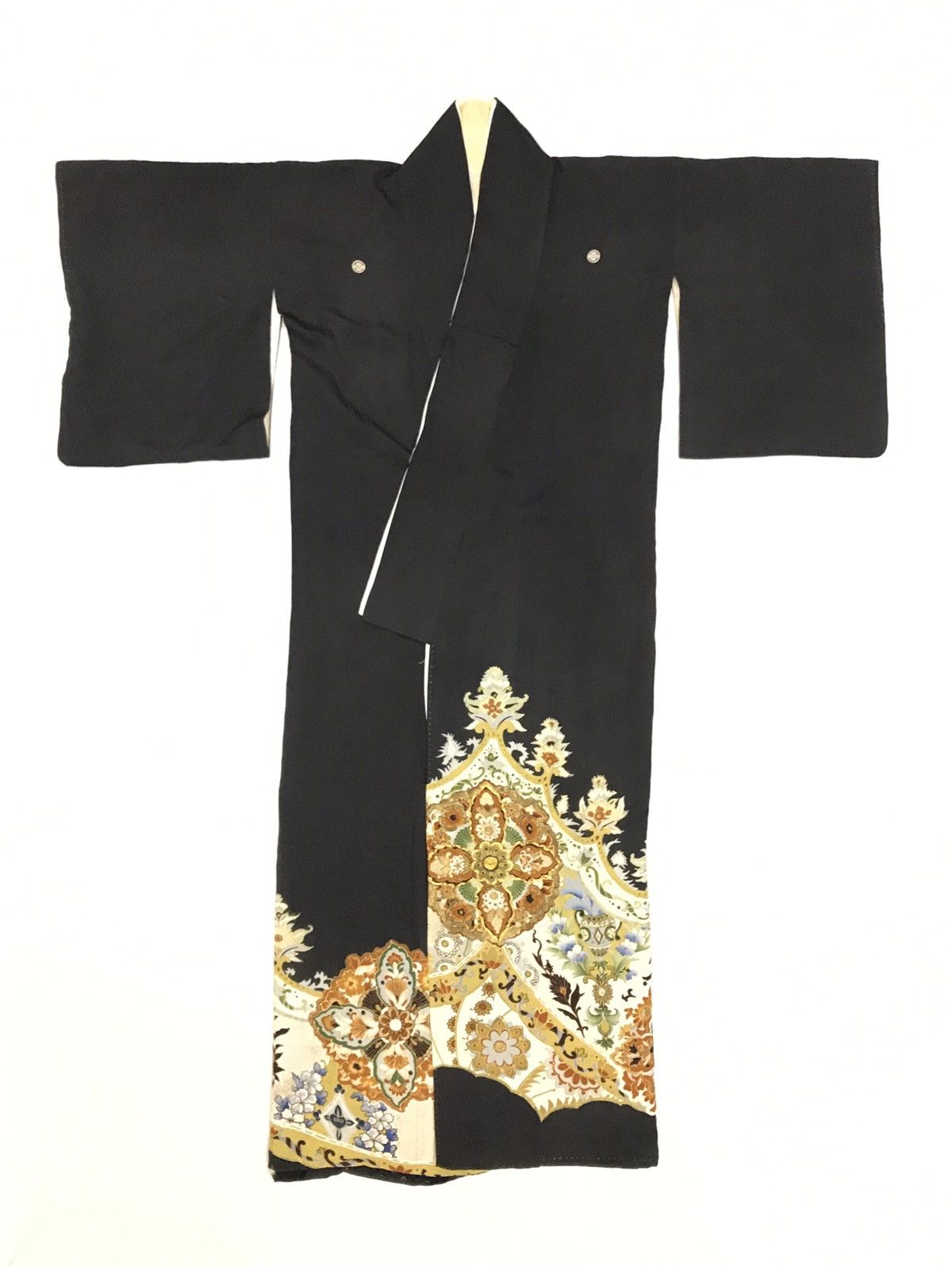 VINTAGE JAPANESE BLACK KIMONO GOLDEN THREAD PATTERN