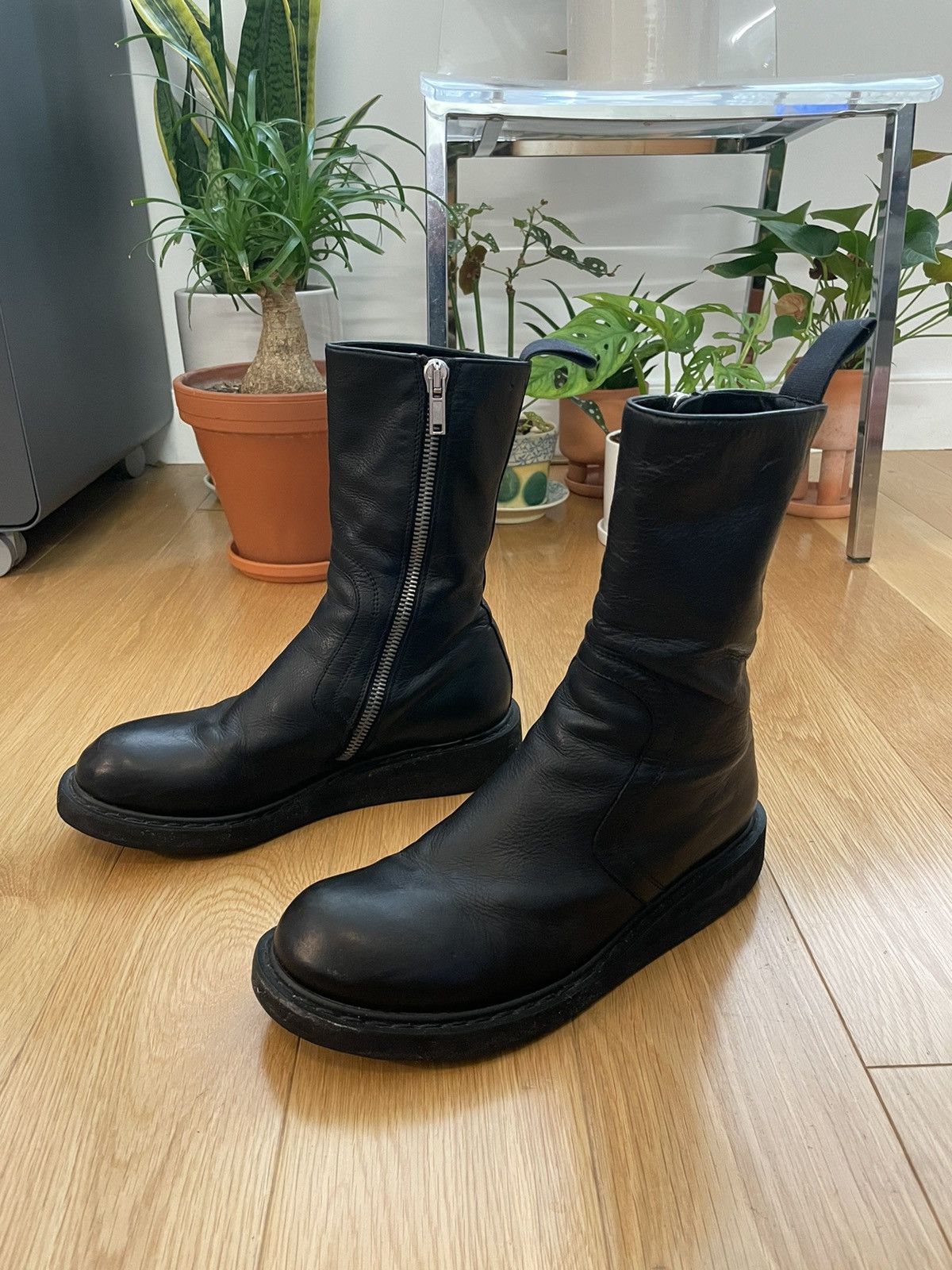 Rick Owens Rick Owens FW2010 “Gleam” side-zip creeper boots Size US 8.5 / EU 41-42 - 2 Thumbnail