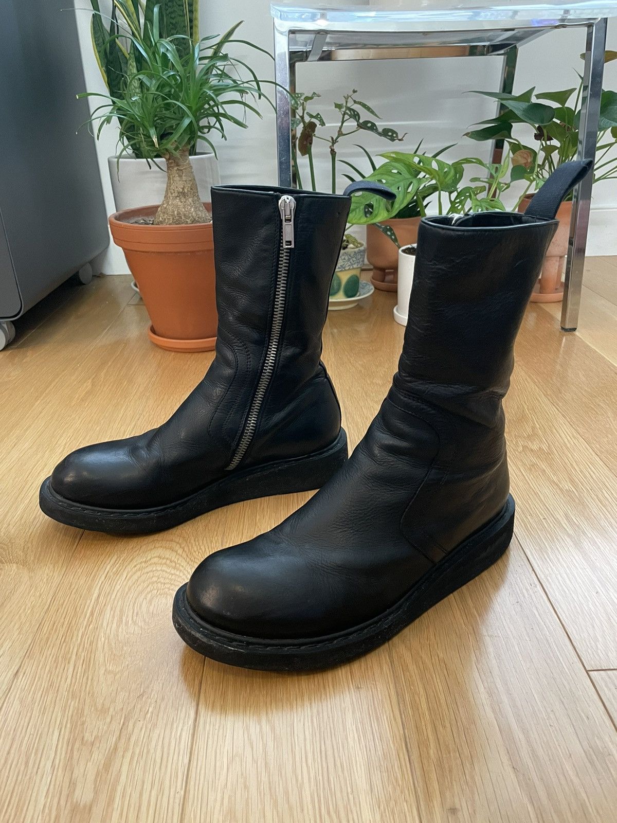 Rick Owens Rick Owens FW2010 “Gleam” side-zip creeper boots Size US 8.5 / EU 41-42 - 3 Thumbnail