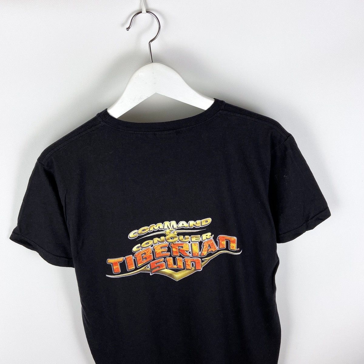 The Game Vintage 00s Command and Conquer Tiberian Sun hype game tee Size US L / EU 52-54 / 3 - 4 Thumbnail