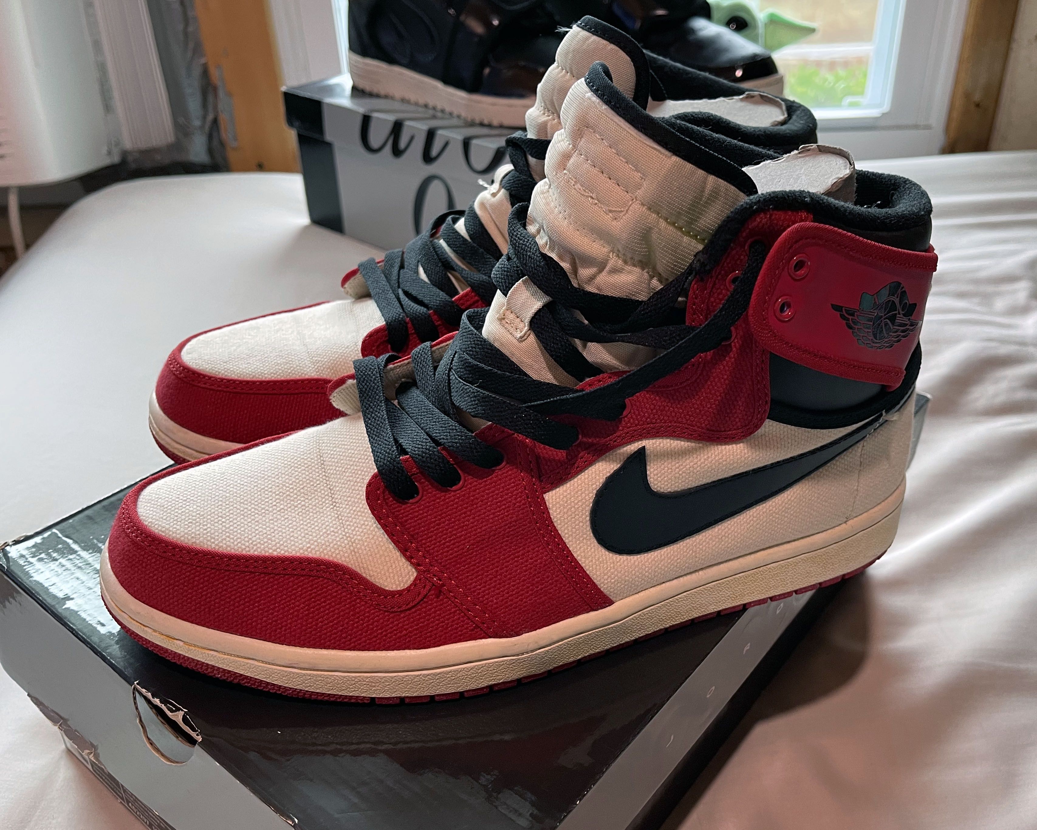2010 Air Jordan 1 AJKO Retro Hi  display picture 2