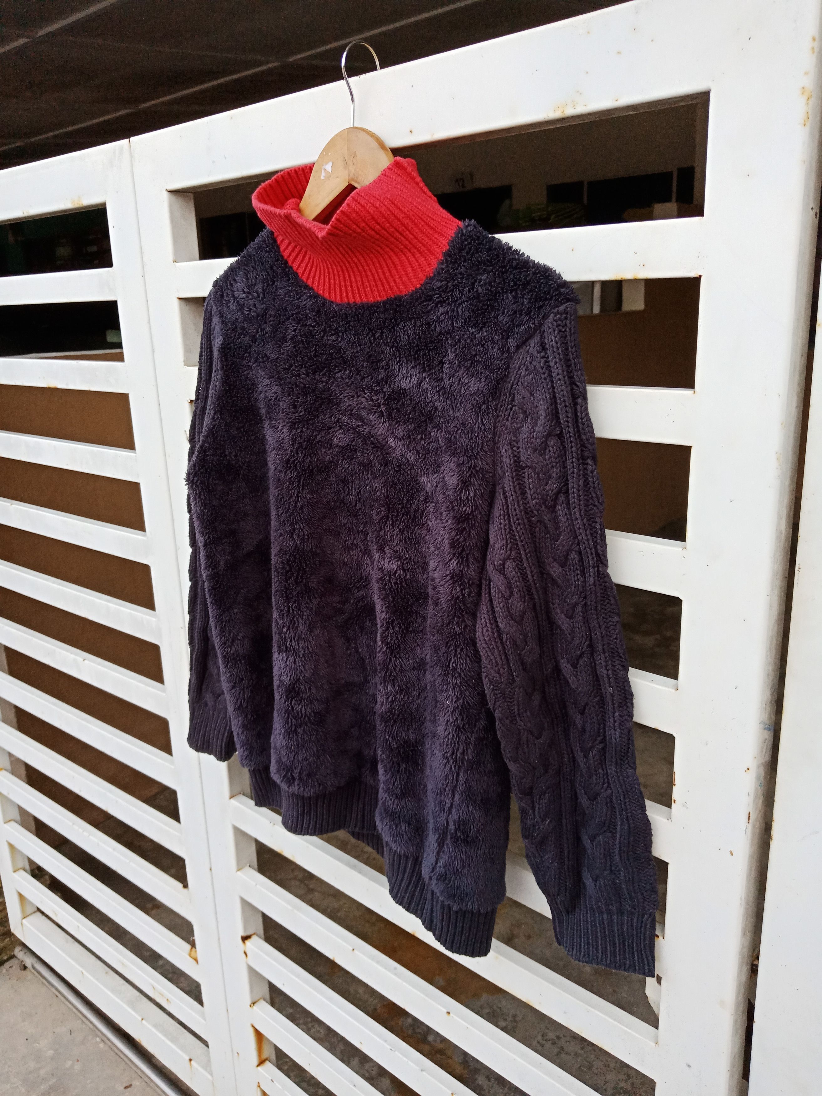 Undercover Uniqlo Undercover Fleece Jumper Sweater Size US M / EU 48-50 / 2 - 4 Thumbnail