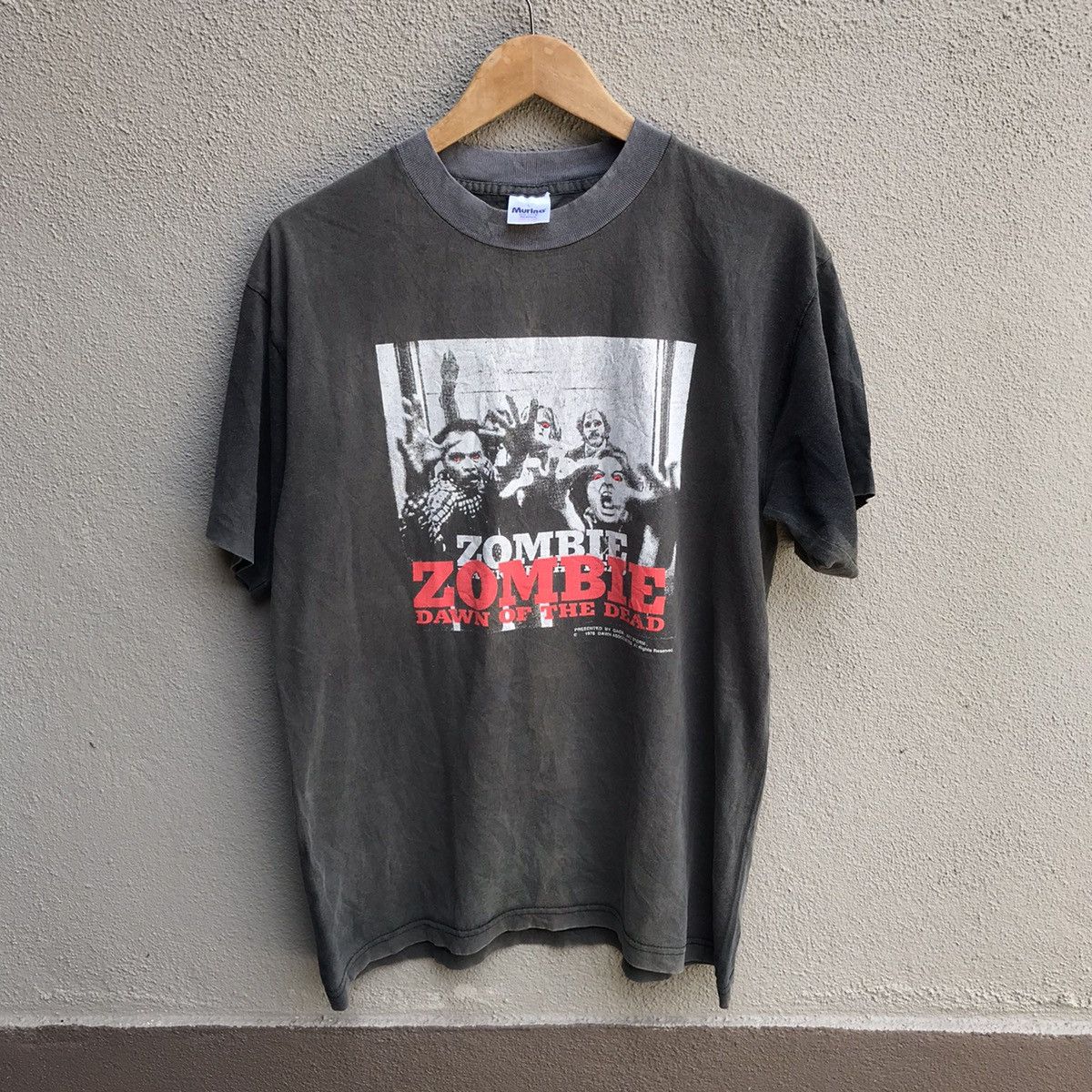 Vintage Vintage ZOMBIE dawn of the dead horror tee evil dead dracula Size US L / EU 52-54 / 3 - 1 Thumbnail