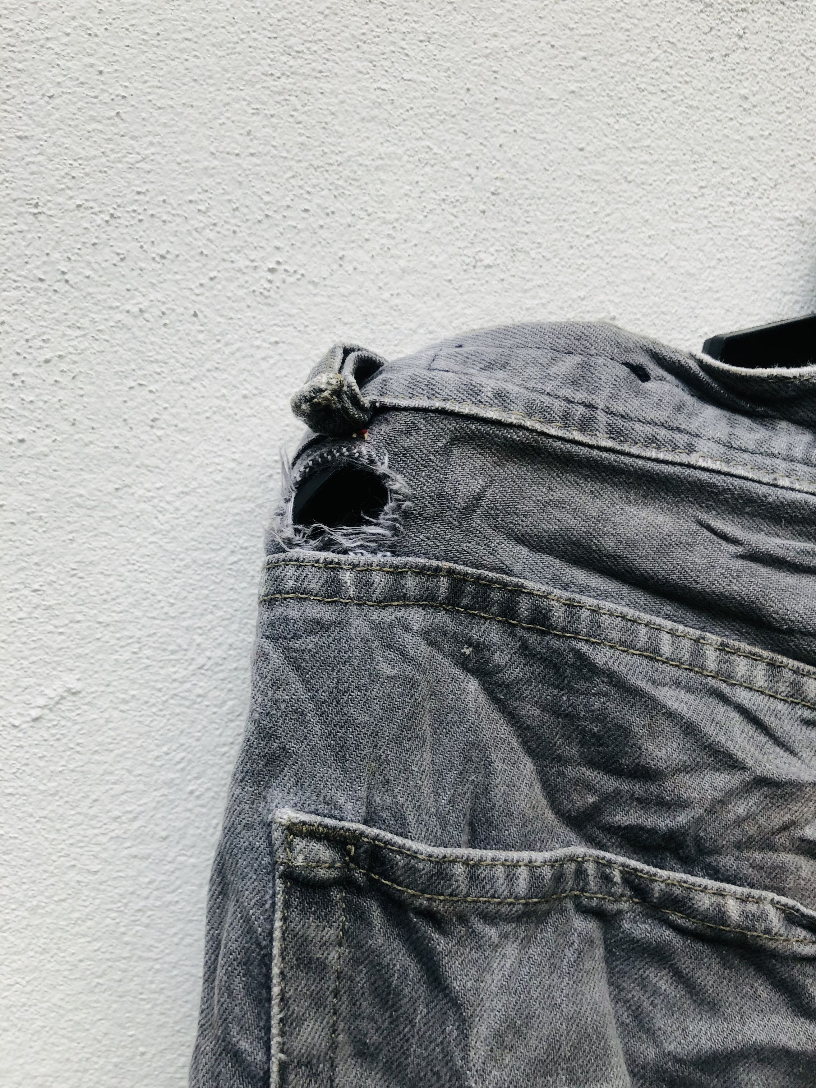 Japanese Brand × Volcom Vintage Volcom Skateboard Travis Scott Fashion Style Size US 34 / EU 50 - 9 Thumbnail
