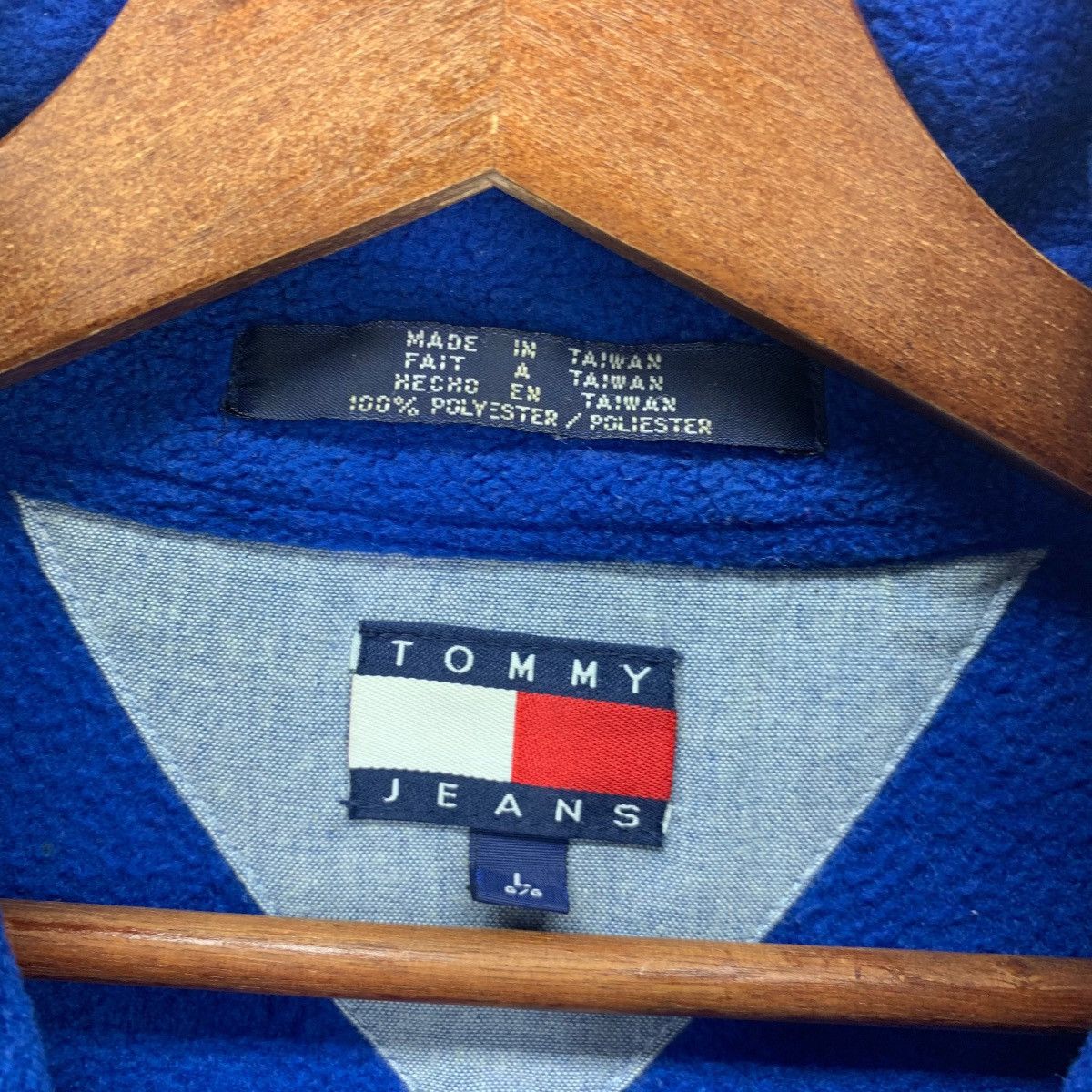 Vintage Vintage Tommy Hilfiger Sportswear Fleece Sweater Size US L / EU 52-54 / 3 - 4 Thumbnail