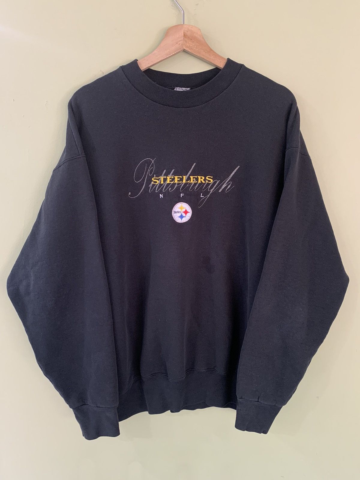 Vintage Vintage 90s Pittsburgh Steelers sweater crewneck Size US XL / EU 56 / 4 - 1 Thumbnail