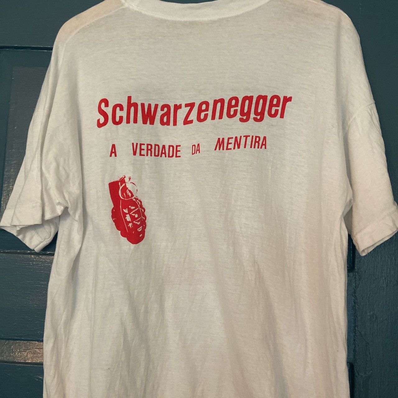 Vintage Vintage True Lies Arnold Schwarzenegger movie t shirt Size US XL / EU 56 / 4 - 2 Thumbnail