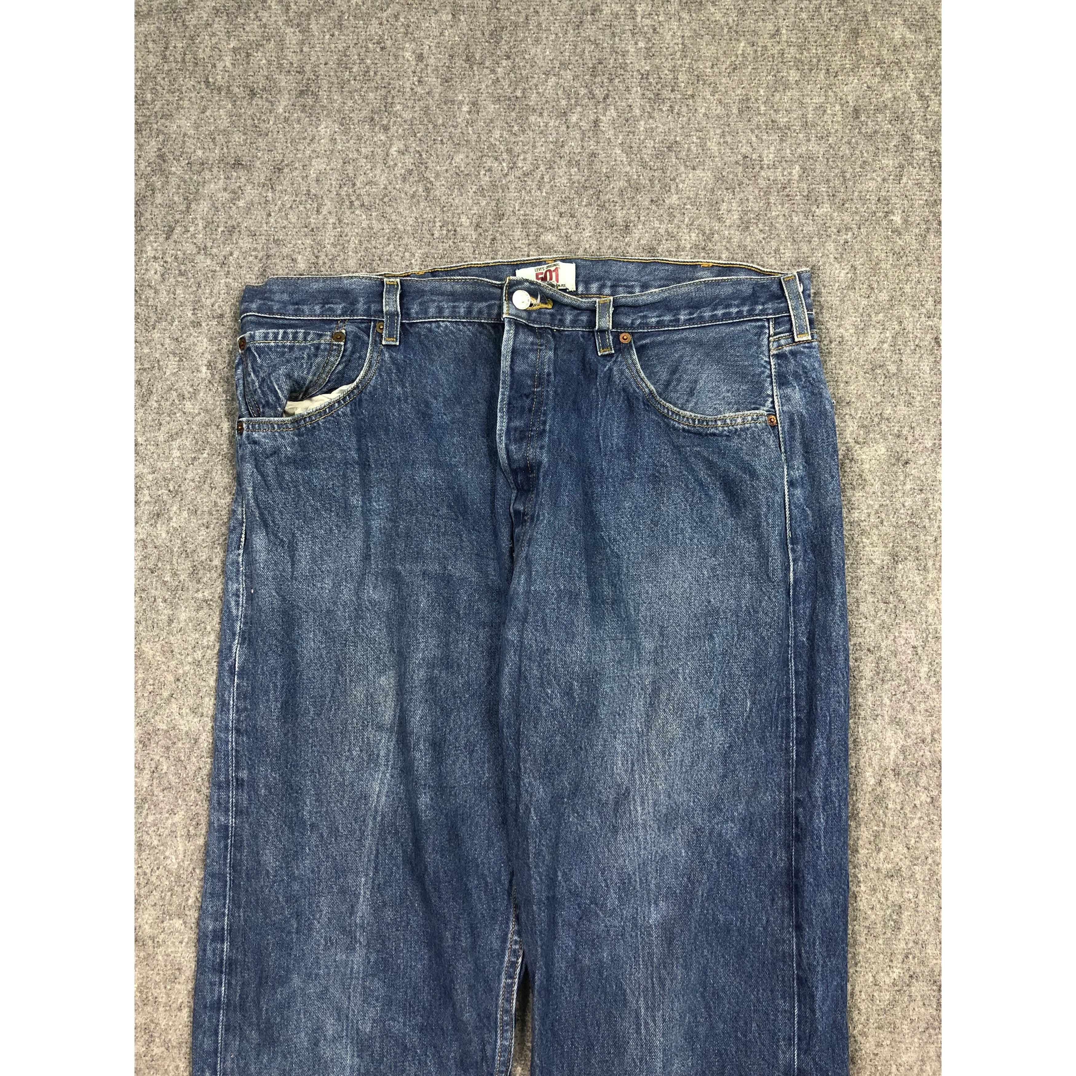 Levi's Vintage Levis 501 lightwash Jeans Pant DP0106 Size US 38 / EU 54 - 3 Thumbnail