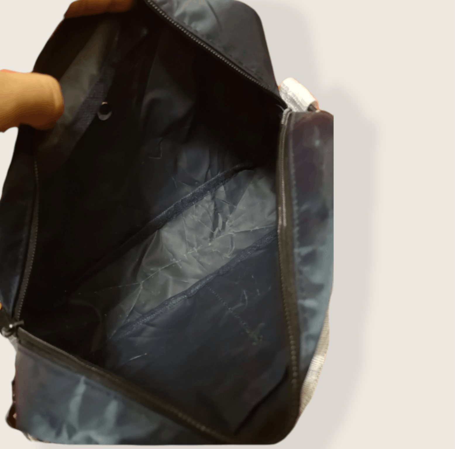 X-GIRL NYLON CROSSBODY (bundle sale)