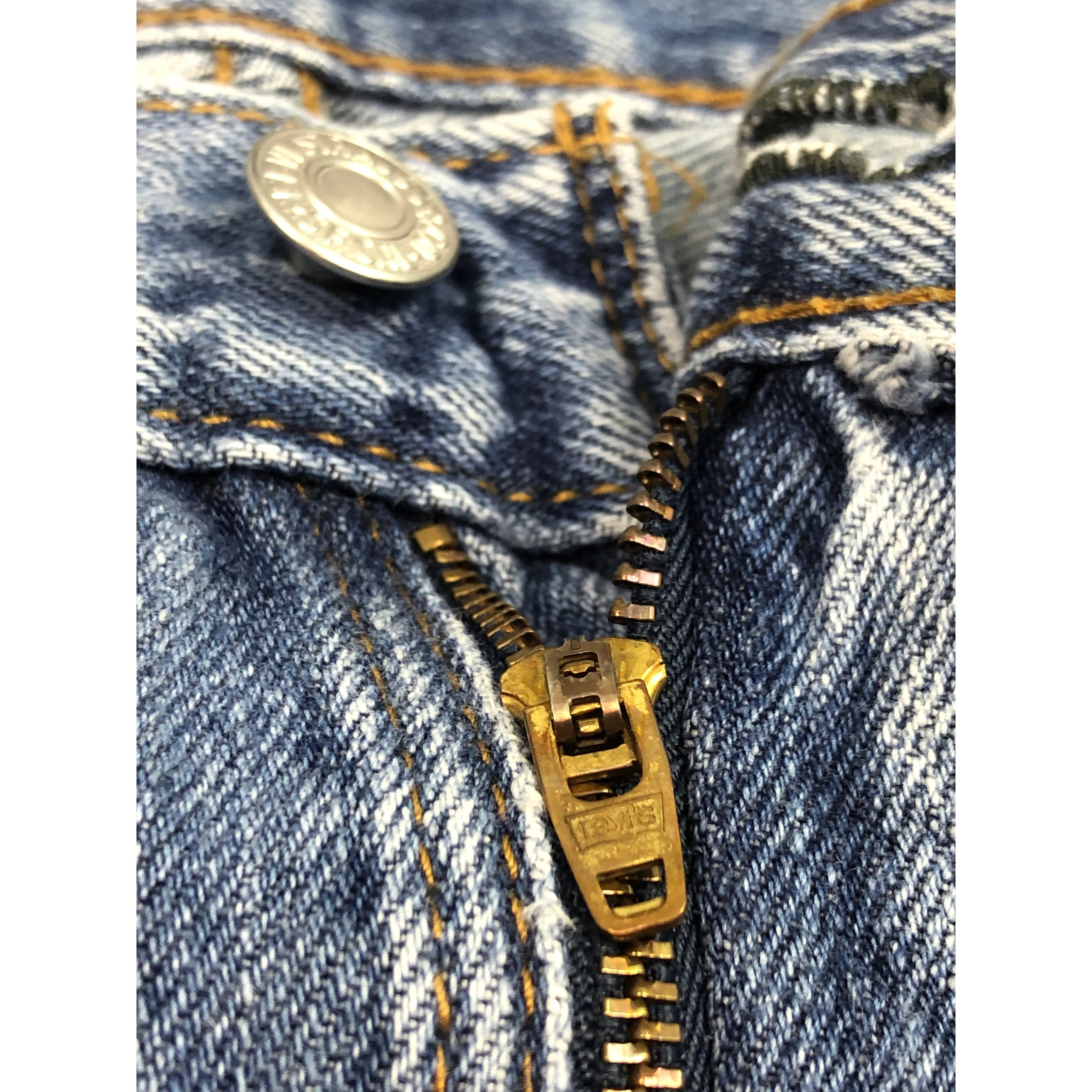 Levi's Vintage Levis 550 Stonewash Jeans DP0462 Size US 40 / EU 56 - 7 Thumbnail