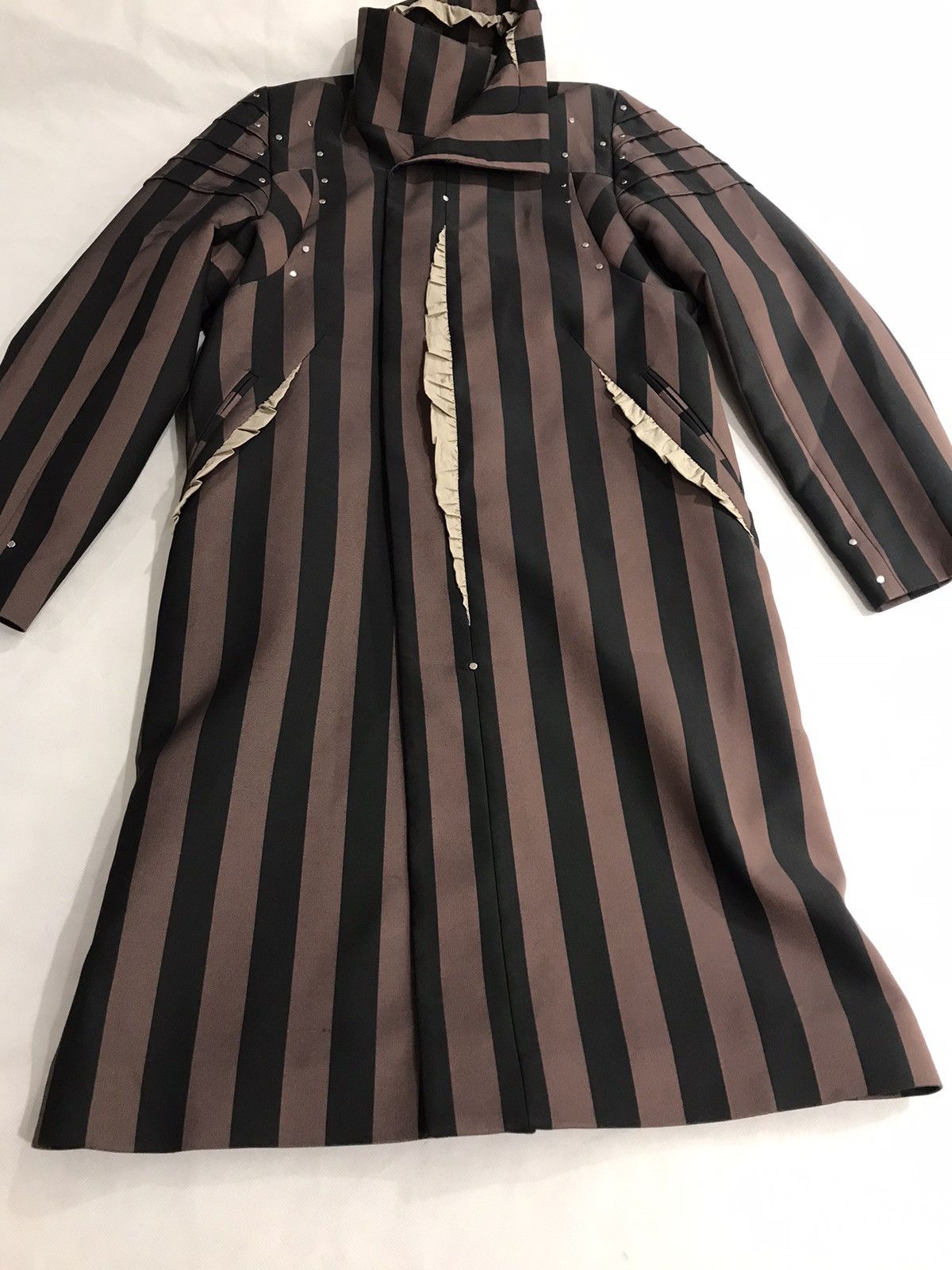 Kiko Kostadinov Kiko Kostadinov Norman stripe armor coat. 44/S. $1650 Size US S / EU 44-46 / 1 - 9 Thumbnail