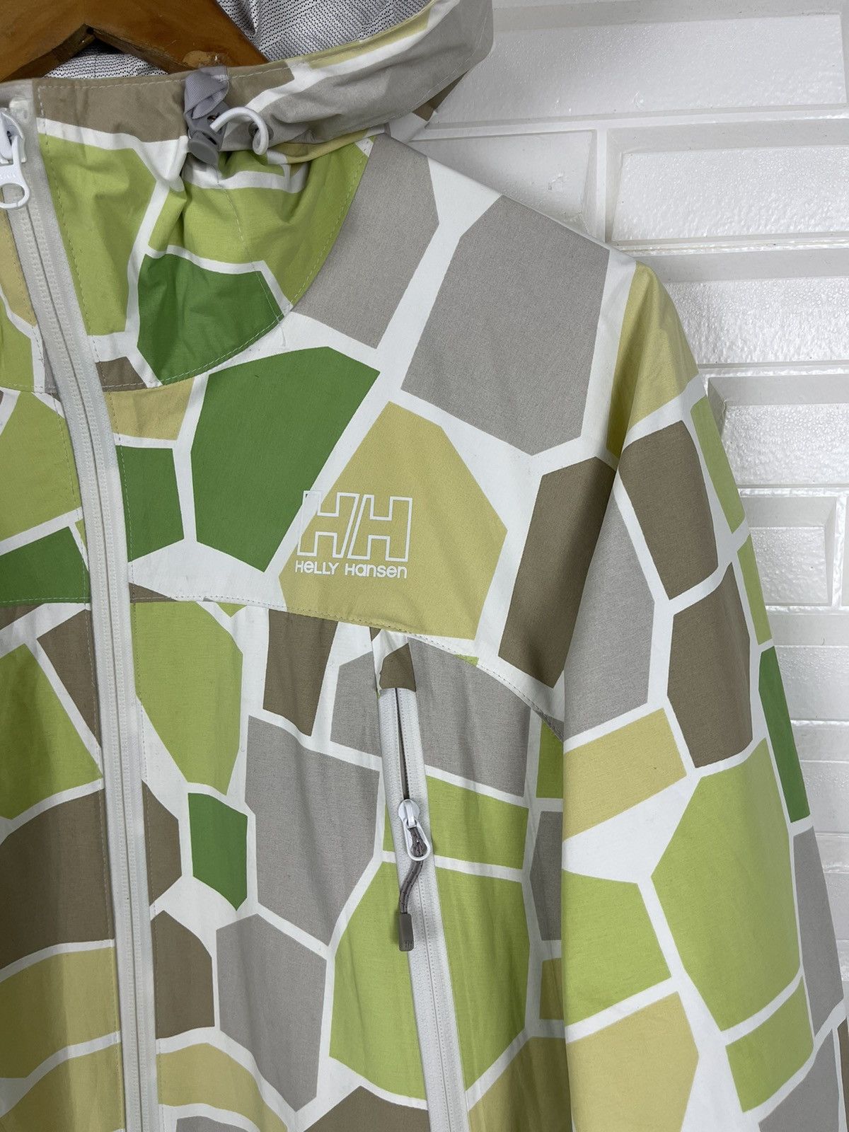 Helly Hansen 💥Stunning Color Block HELLY HANSEN Windbreaker Hoodie Size US M / EU 48-50 / 2 - 4 Thumbnail