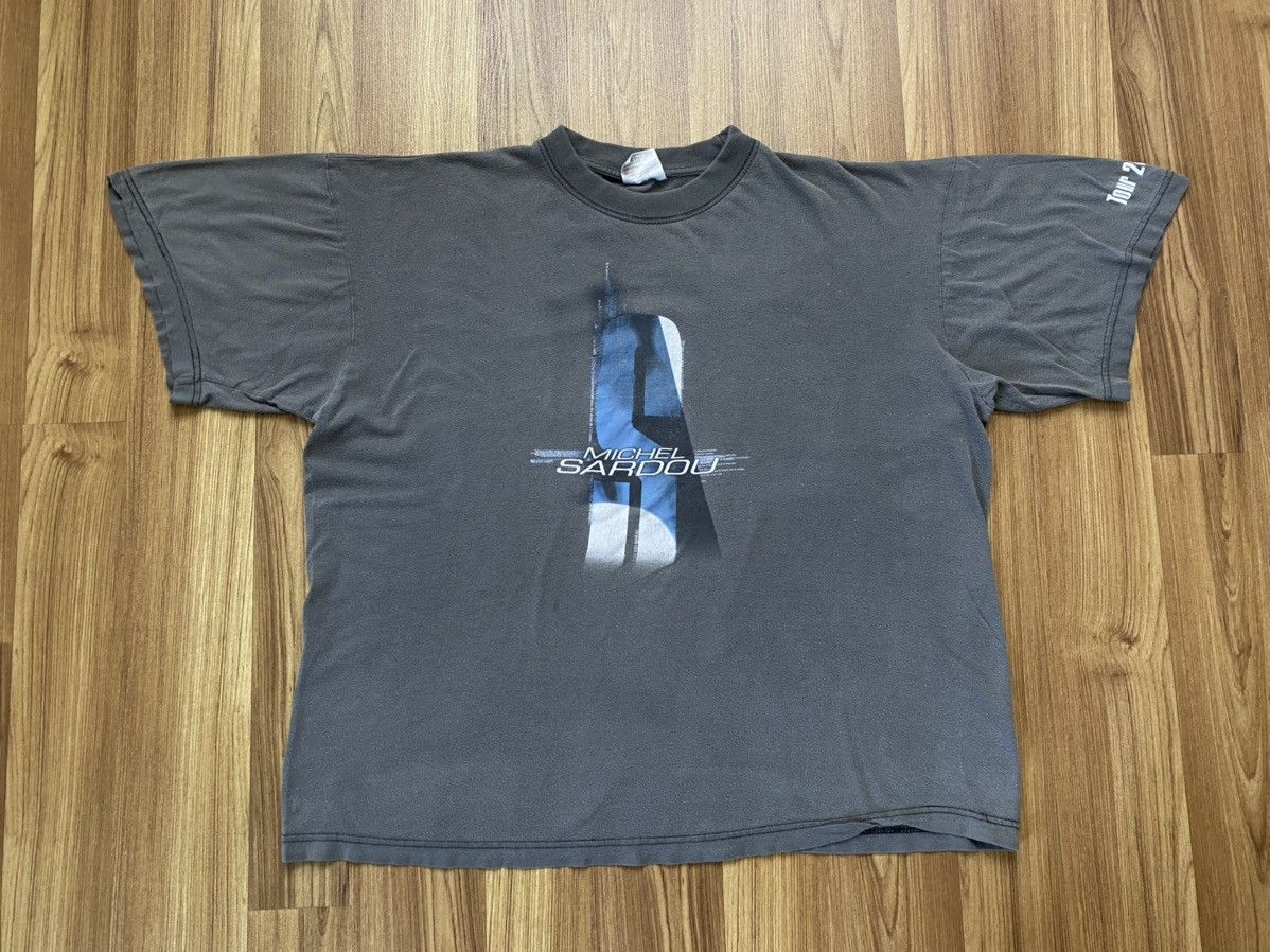 Band Tees Vintage Michel Sardou Tour 2001 T Shirt Tee Size US XL / EU 56 / 4 - 1 Thumbnail
