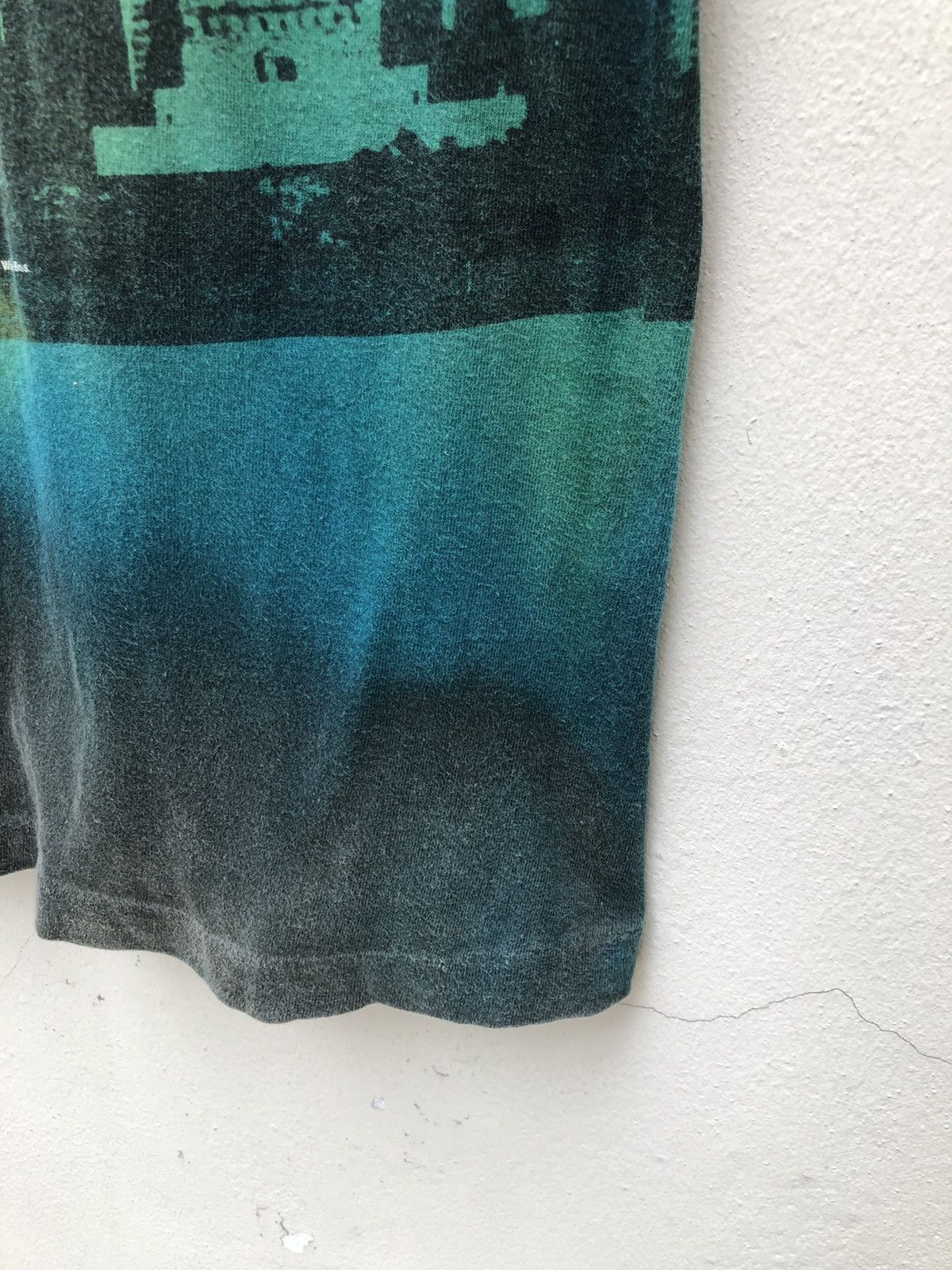 Vintage Vintage 95 Looney Tunes Tasmanian Devil Tie Dye t shirt Size US M / EU 48-50 / 2 - 5 Thumbnail
