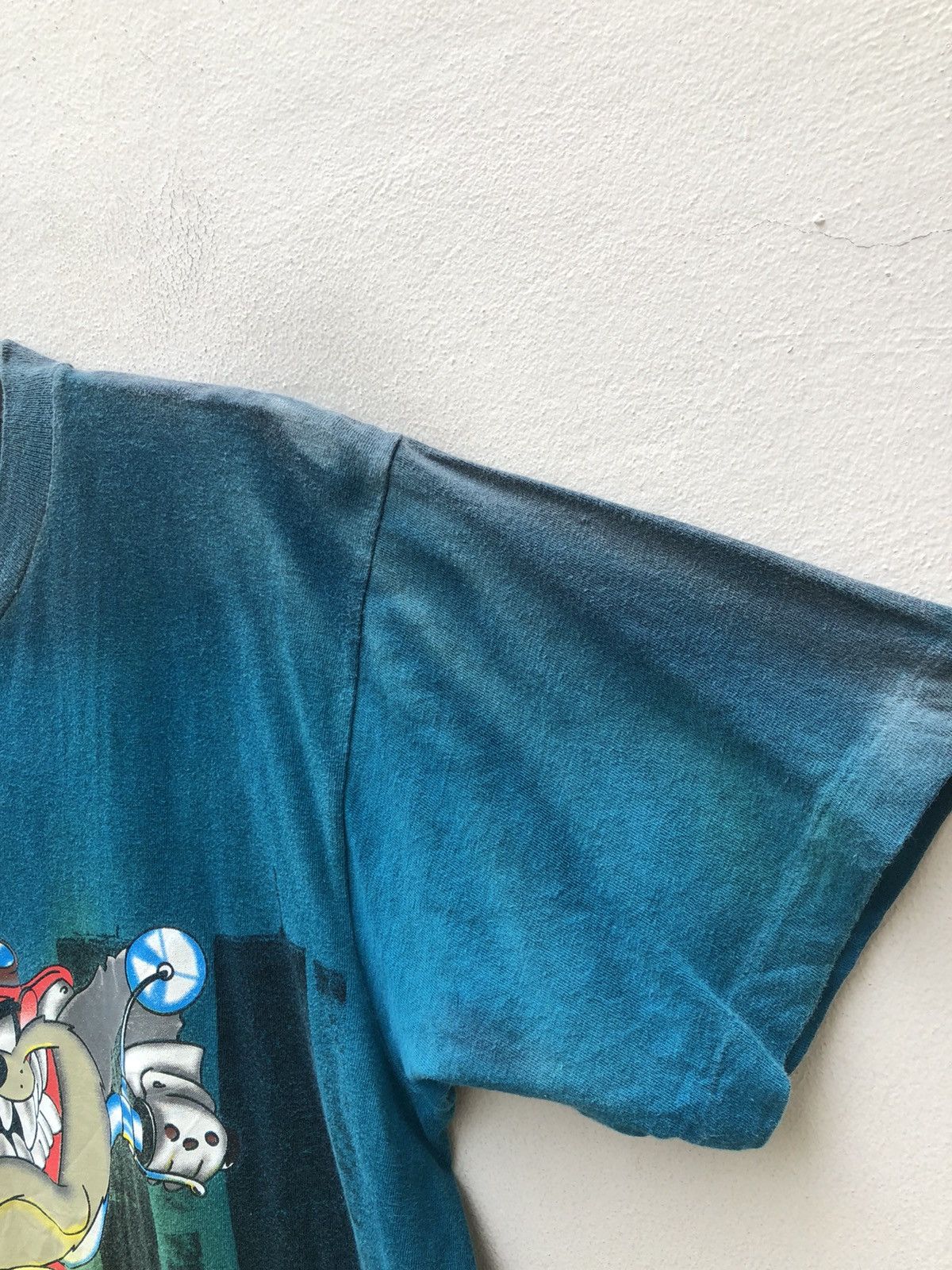Vintage Vintage 95 Looney Tunes Tasmanian Devil Tie Dye t shirt Size US M / EU 48-50 / 2 - 3 Thumbnail