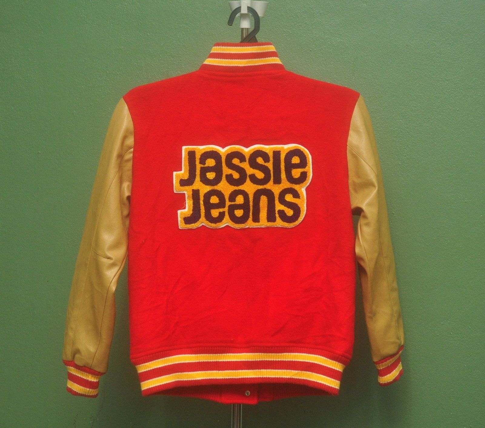 Japanese Brand Vintage Jessie Japanese Varsity Travis Scott Fashion Style Size US M / EU 48-50 / 2 - 2 Thumbnail