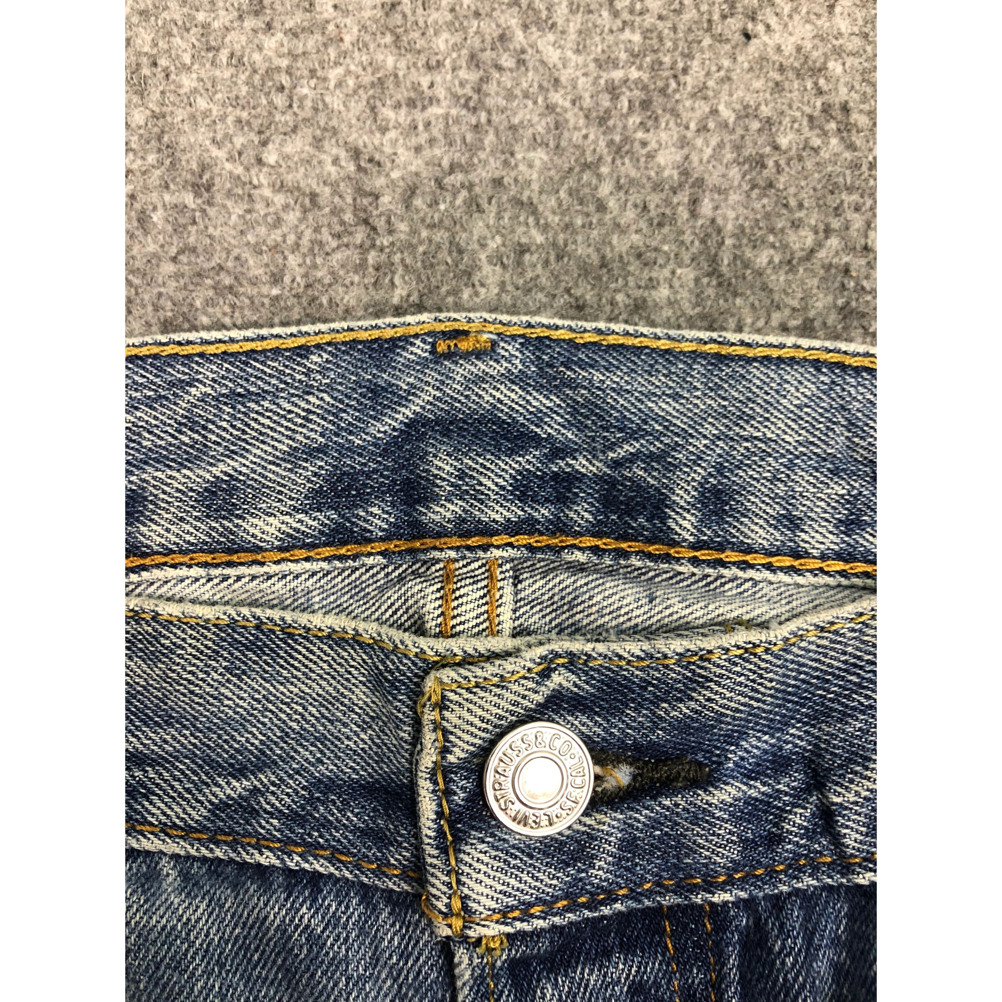 Levi's Vintage Levis 501 Jeans Lightwash DP0495 Size US 40 / EU 56 - 7 Thumbnail
