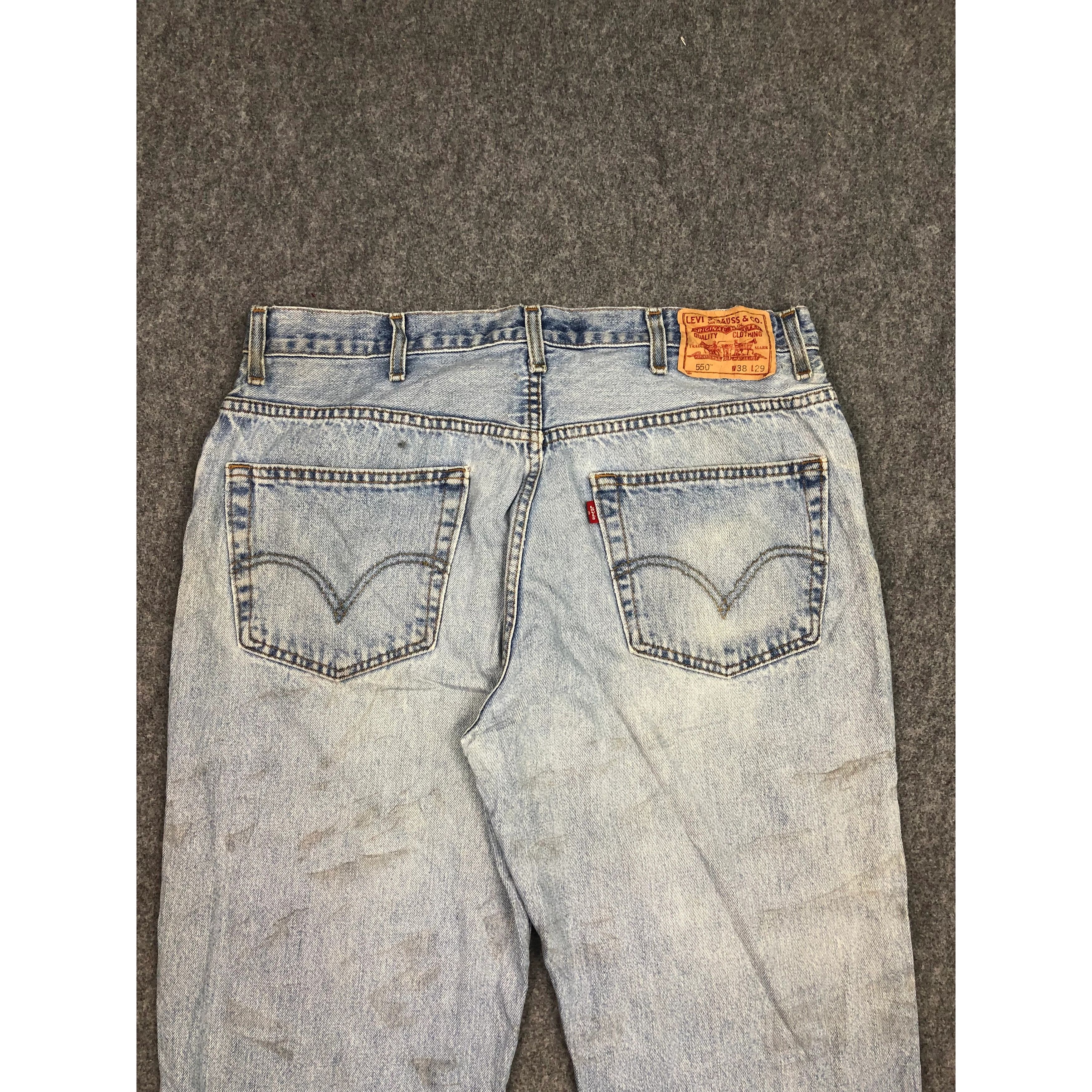 Levi's Vintage Levis 550 Jeans Lightwash DP0498 Size US 37 - 4 Thumbnail