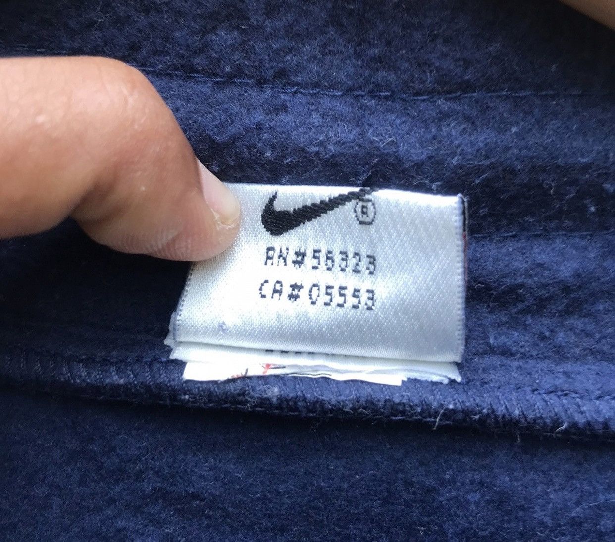 Nike × Vintage Vintage Nike Big Logo Sweatshirt Size US M / EU 48-50 / 2 - 6 Thumbnail