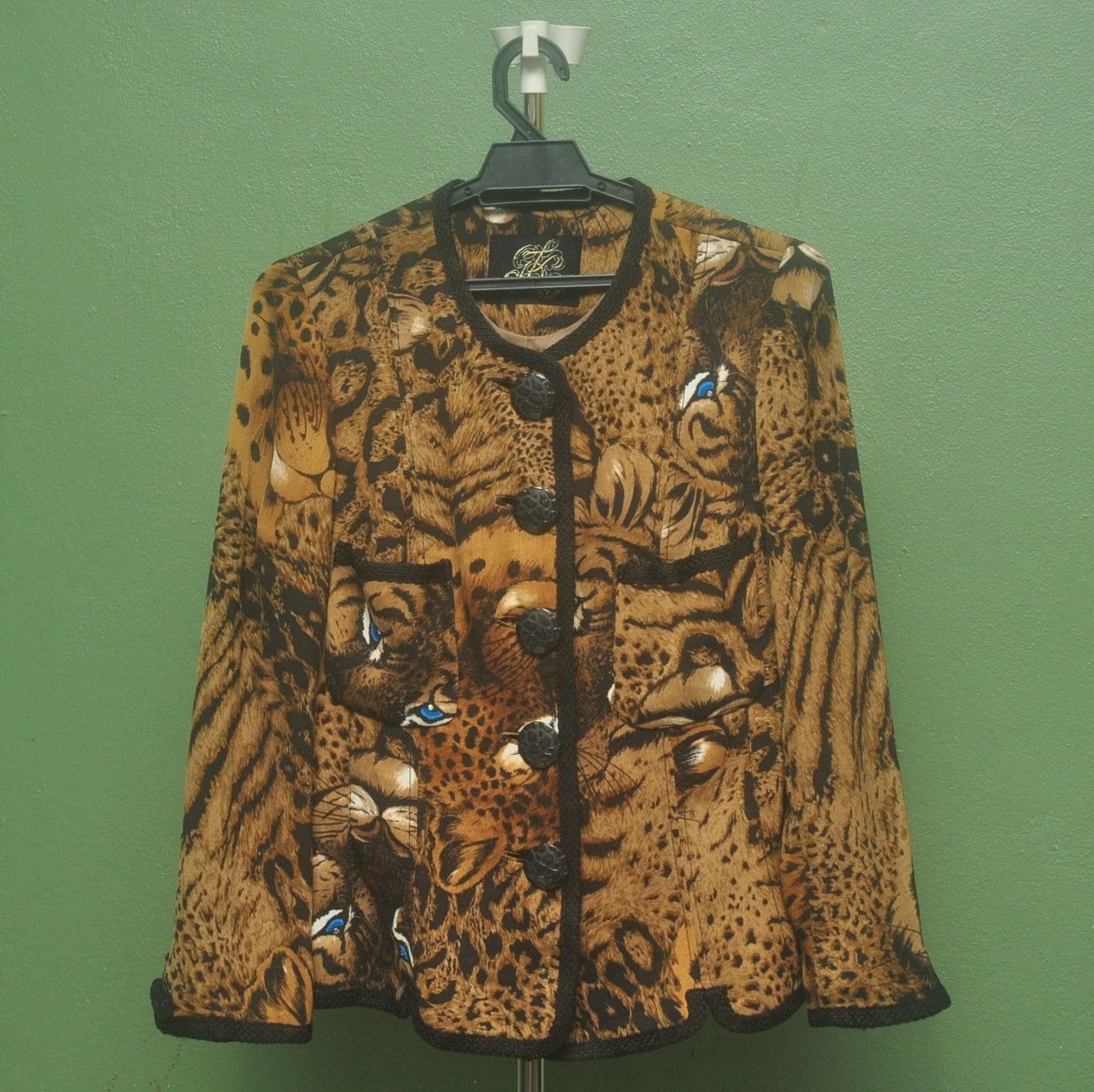Japanese Brand × Vintage Vintage Leopard Designer Women Fashion Style Jacket Size M / US 6-8 / IT 42-44 - 1 Thumbnail