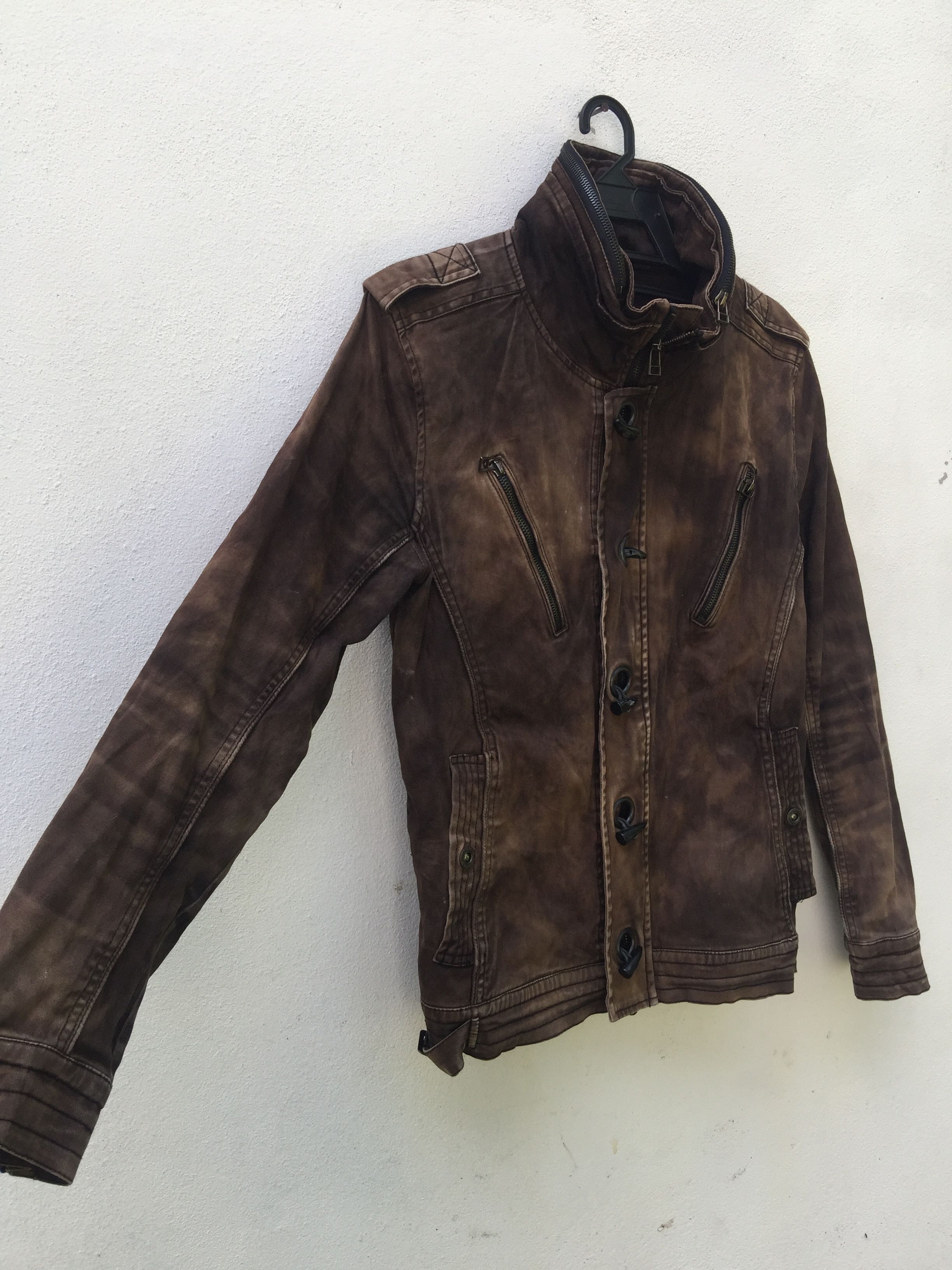 Japanese Brand × Vintage Vintage In The Attic Travis Scott Fashion Style Size US M / EU 48-50 / 2 - 3 Thumbnail