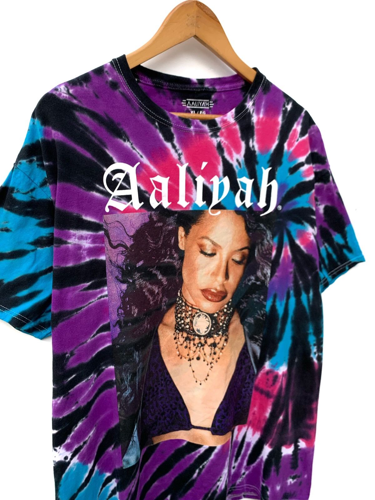 Band Tees Merchandise Aaliyah American Singer Hip Hop Tie Dye Tee Size US XL / EU 56 / 4 - 3 Thumbnail