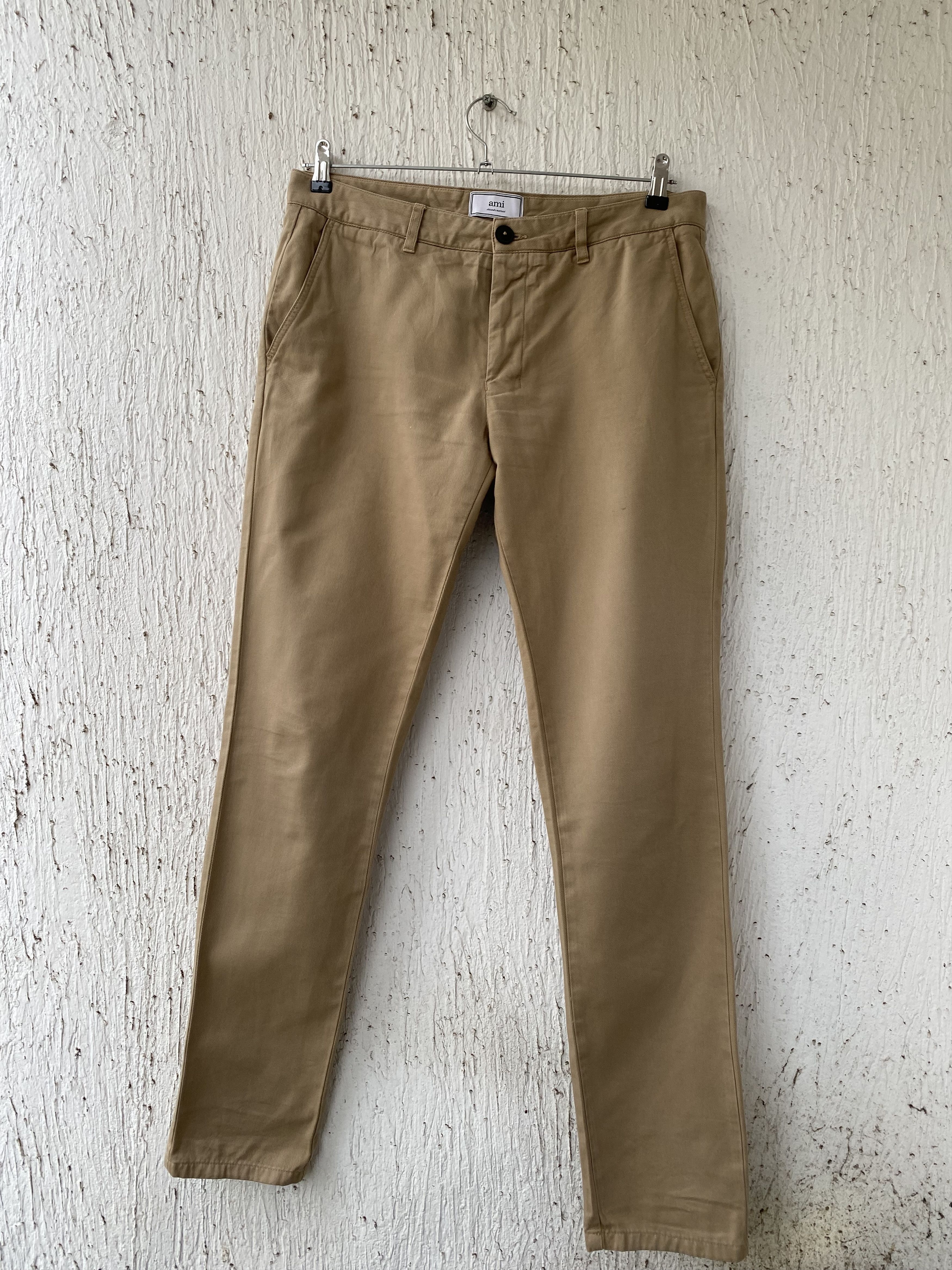AMI Beige Chino Trousers Size US 34 / EU 50 - 1 Thumbnail