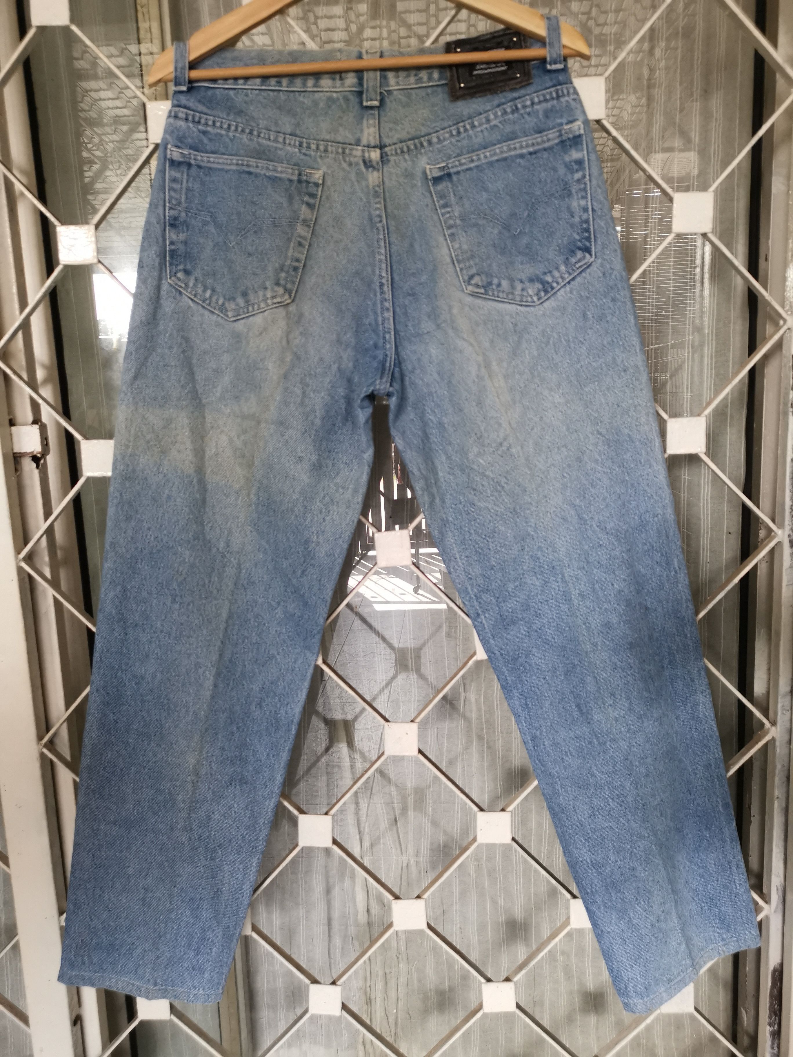 Versace Vintage Versace Jeans Couture Baggy Denim (Italy) Size US 33 - 3 Thumbnail