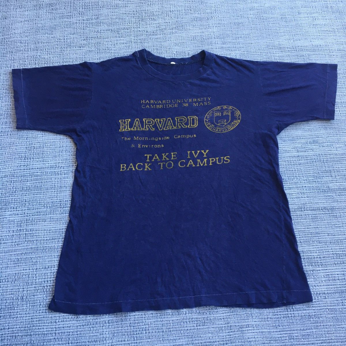 Vintage vintage harvard university tee Size US S / EU 44-46 / 1 - 1 Thumbnail