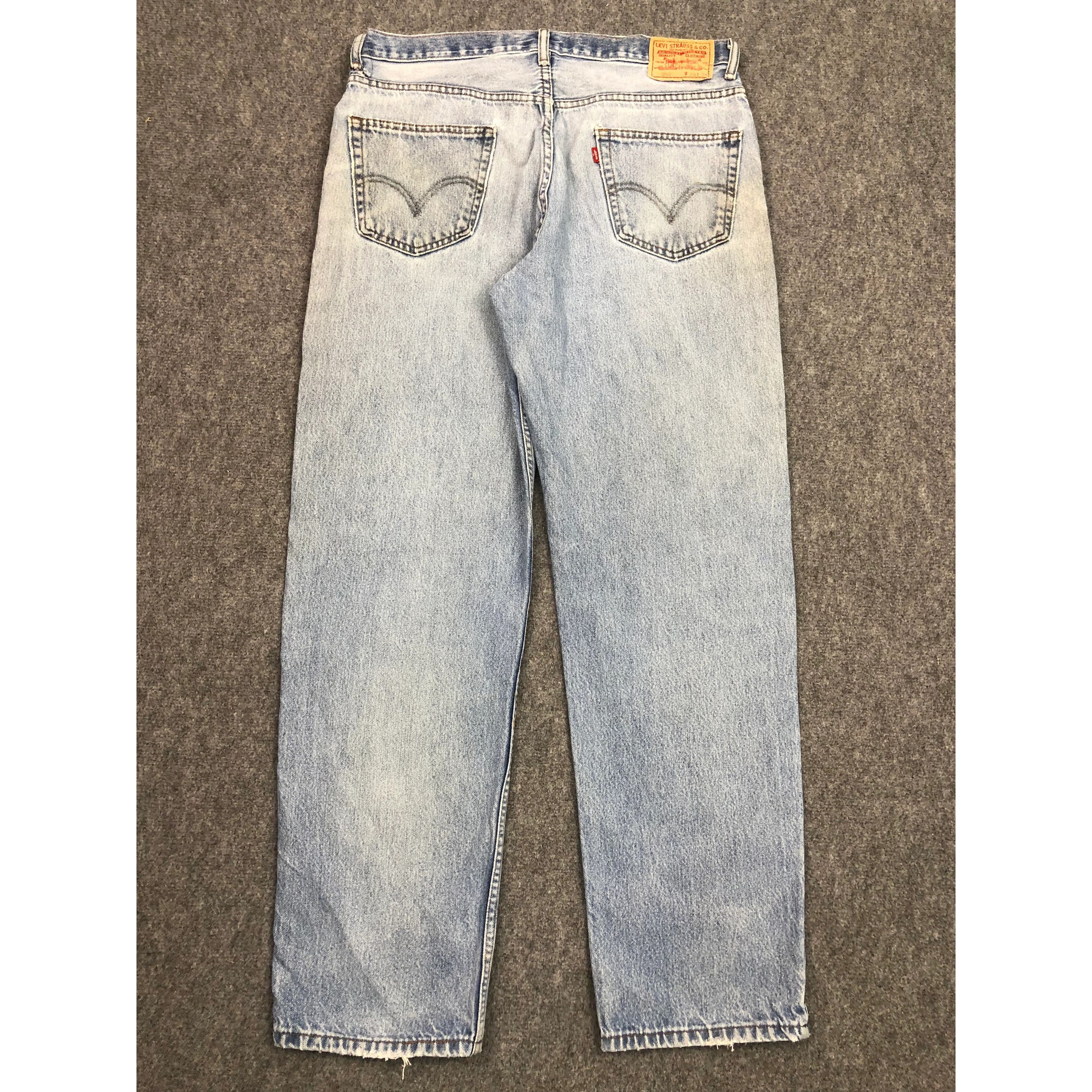 Levi's Vintage Levis 550 Jeans Lightwash DP0511 Size US 38 / EU 54 - 2 Thumbnail