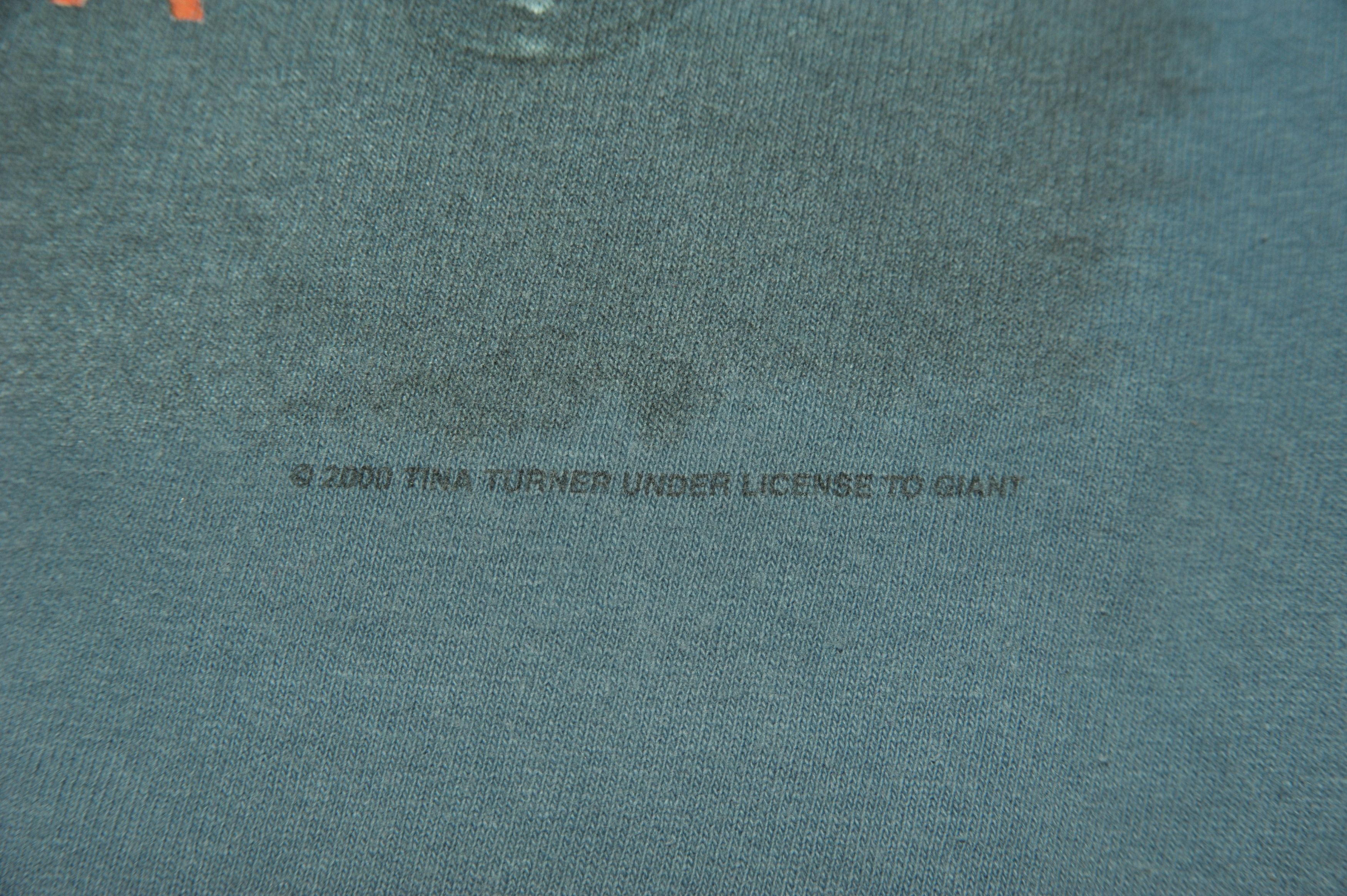 Gildan Vintage 2000 Tina Turner Twenty Four Seven Tour Shirt Size US L / EU 52-54 / 3 - 3 Thumbnail