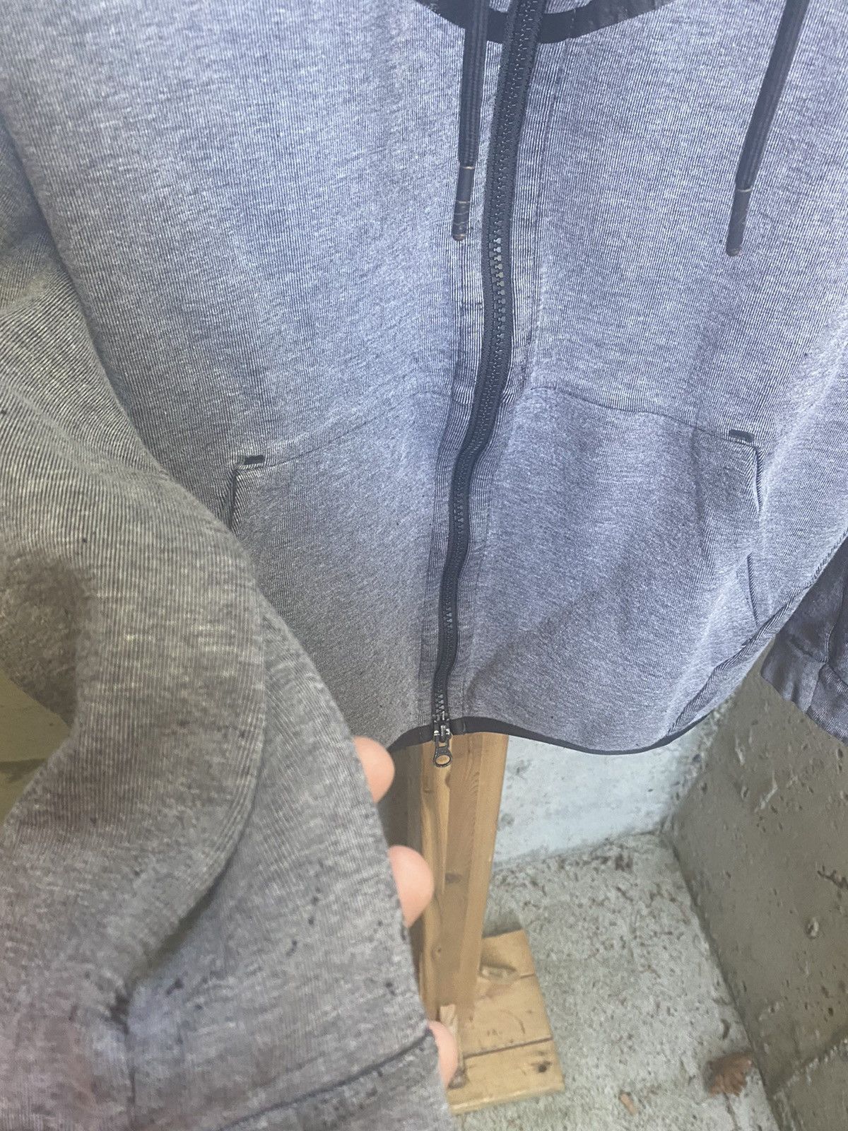 Nike Nike Tech Fleece Hoodie Grey Black Pilling Flaw Grailed