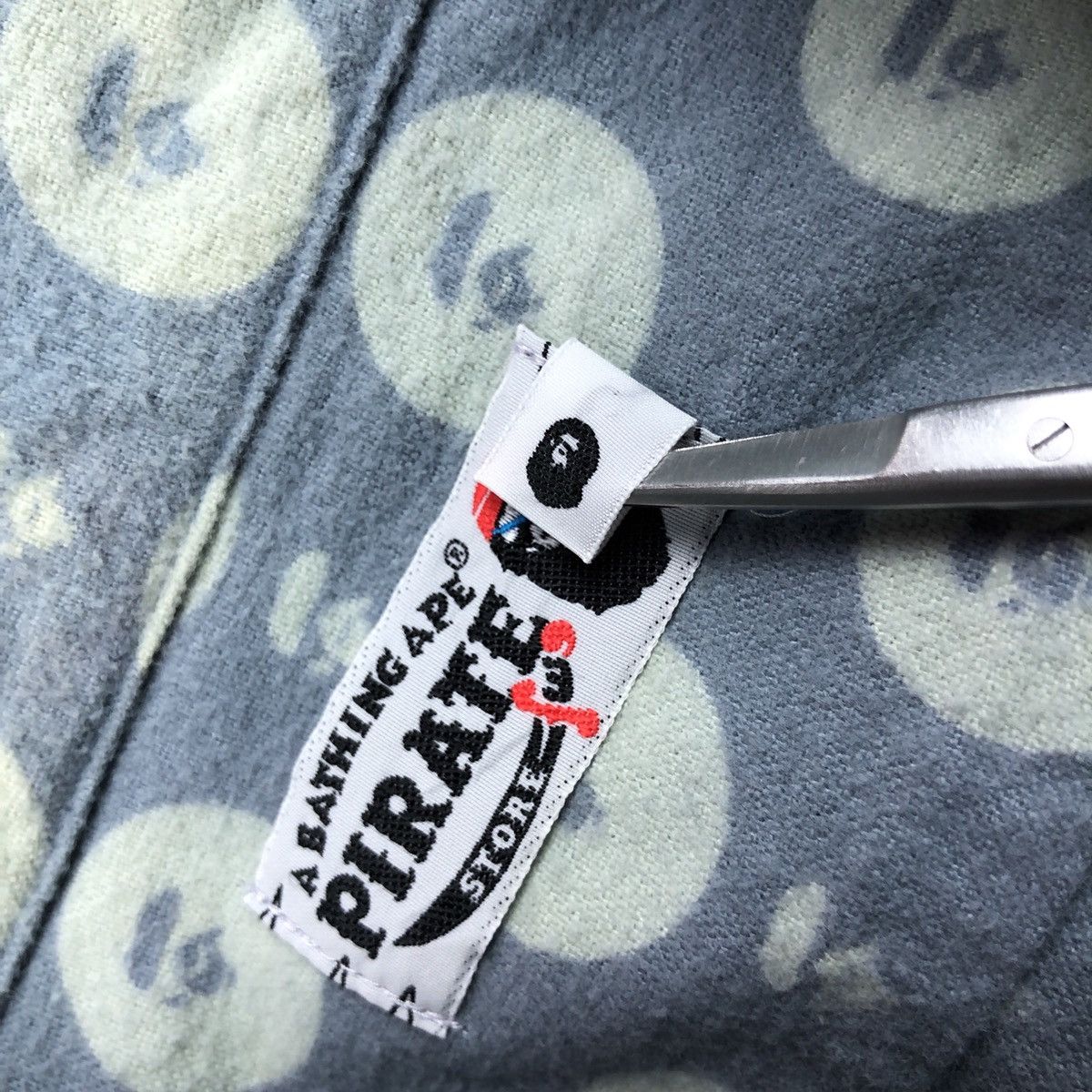 Bape Bape Pirate Monogram Flannel Shirt Size US M / EU 48-50 / 2 - 7 Thumbnail