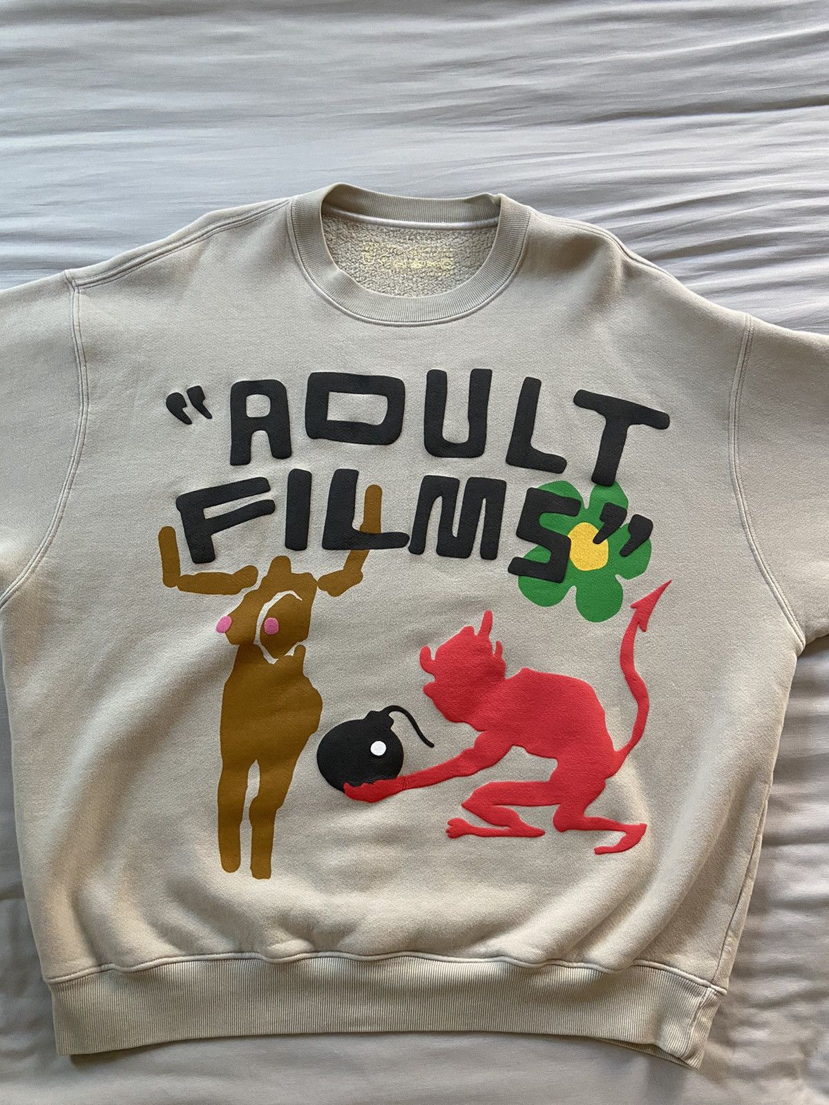 スウェット・トレーナー Cactus Plant Flea Market ComplexCon Smile! Crewneck Brown Cactus Plant Flea Market ComplexCon Smile! Crewneck – Justin