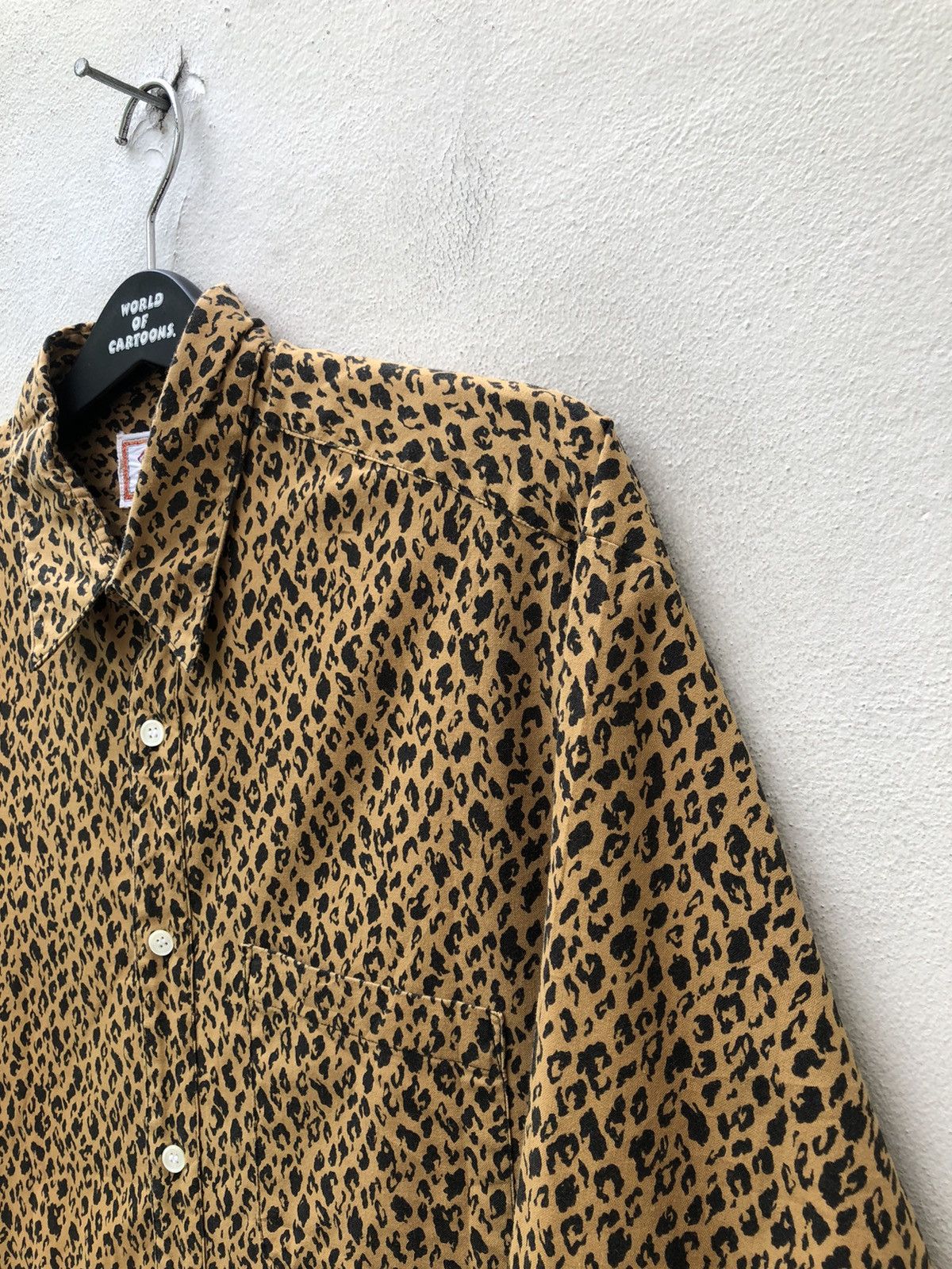 Vintage Vintage 90s A.D. Flavor Made in Japan Leopard Camo Shirt Size US L / EU 52-54 / 3 - 5 Thumbnail