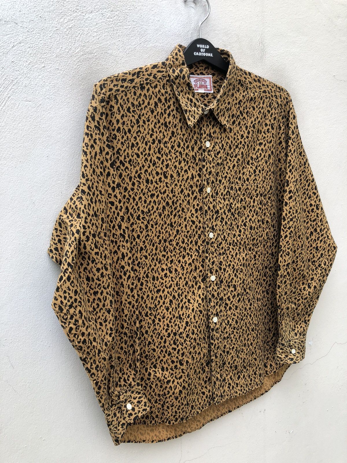 Vintage Vintage 90s A.D. Flavor Made in Japan Leopard Camo Shirt Size US L / EU 52-54 / 3 - 3 Thumbnail