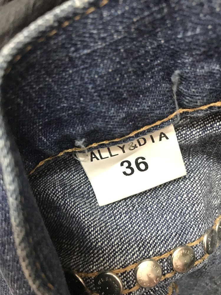 Vintage ALLY & DIA Japan Ripped Patchwork Rivets Denim Size US 31 - 21 Thumbnail