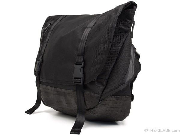 Visvim Visvim Ballistic E-cat 18L Black Messenger Bag | Grailed