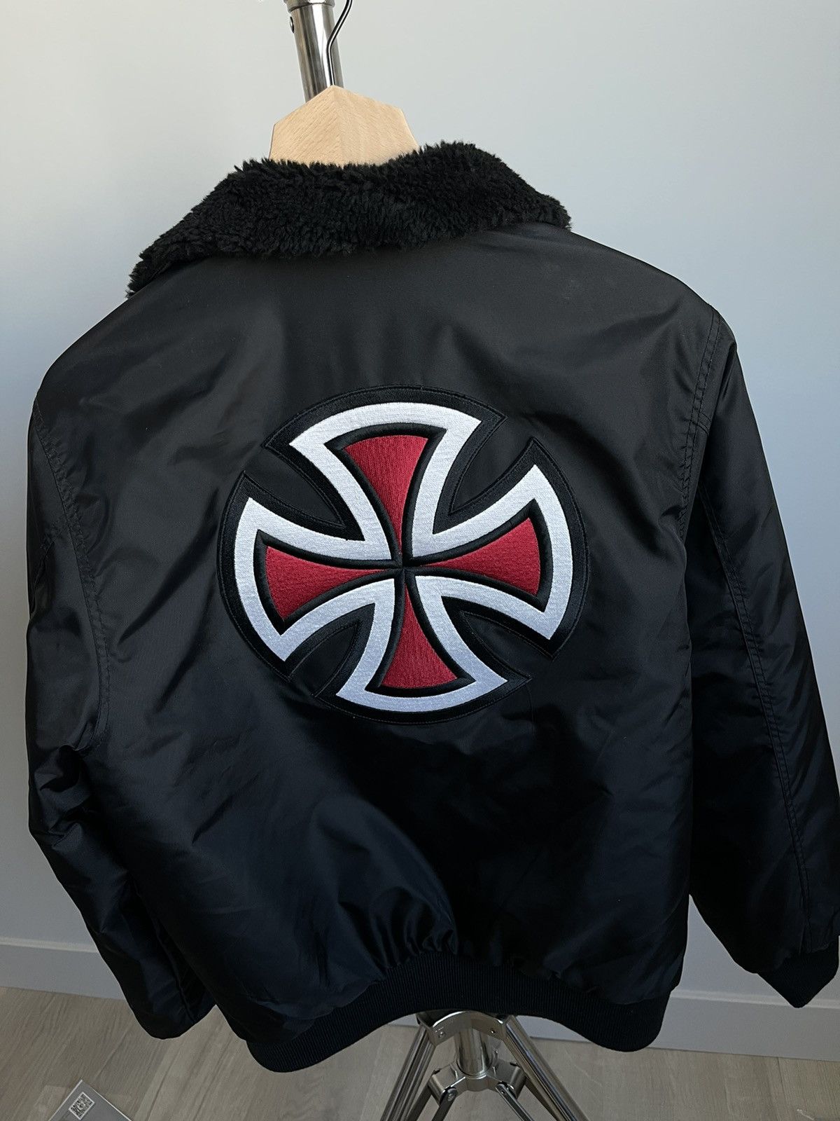 Supreme x Independent Fur Collar Bomber Jacket - Size S