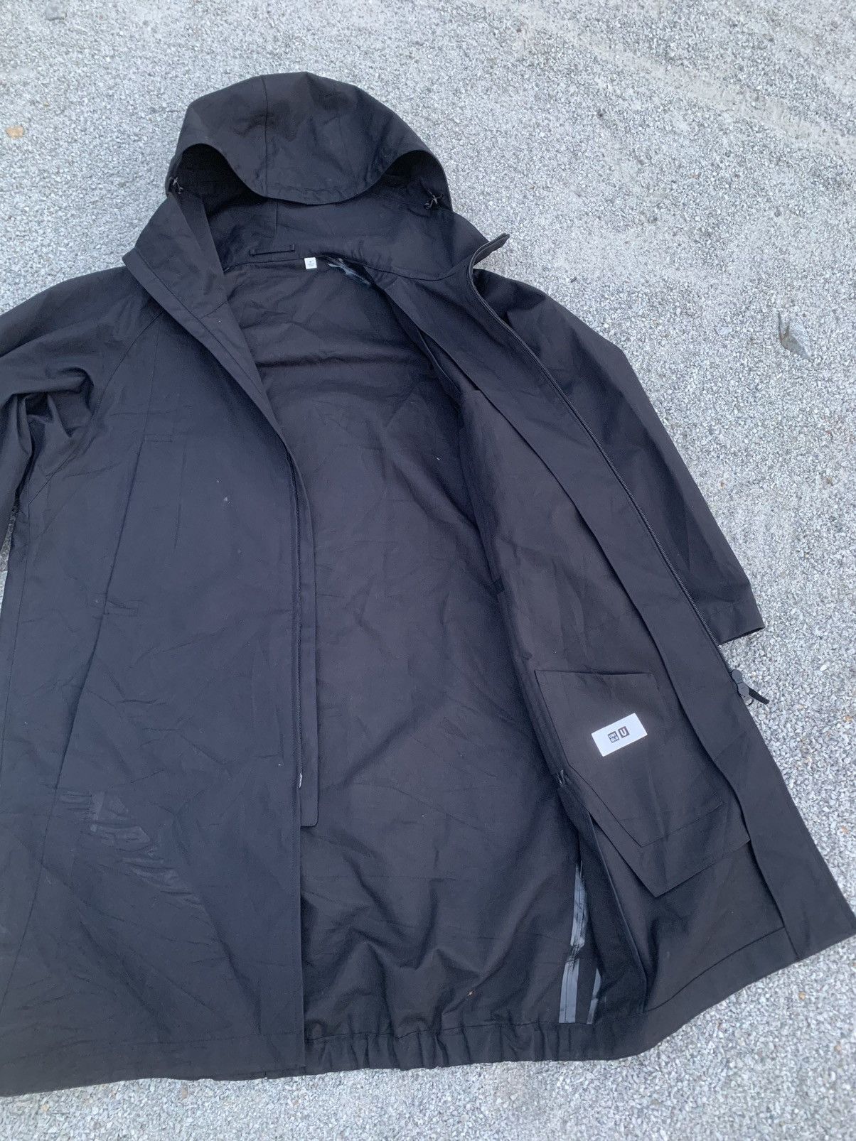 Uniqlo Uniqlo Raincoat Hoodie Jacket Size US M / EU 48-50 / 2 - 2 Thumbnail